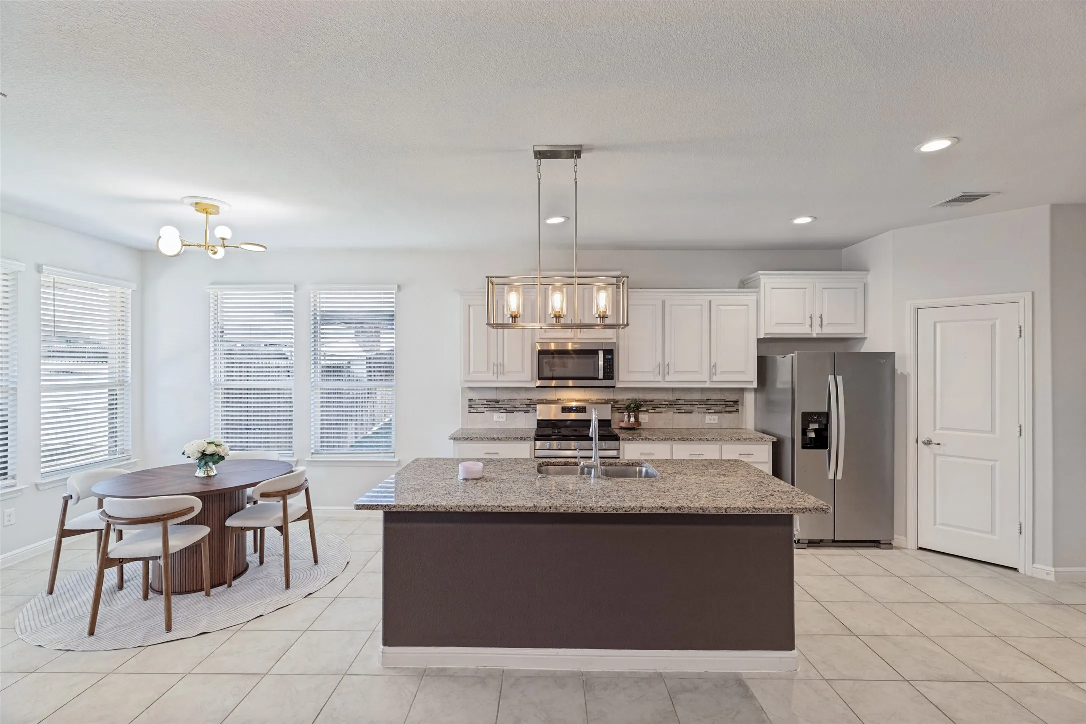 Single Family Residence For Sale in Denton County , 3437 Lauren Street, Krum, Texas 76249, 4 Bedroom, 2 Bathroom, 2 Garage spaces, 1,837 Sqft, built in 2019, mls#21407866, Real Estate Agent in Krum, Homes For Sale in Denton county, Homes For Sale in Krum, Realtor in Krum Texas, Real Estate Brokerage Independent Realty Texas, Luminita Cordes Realtor