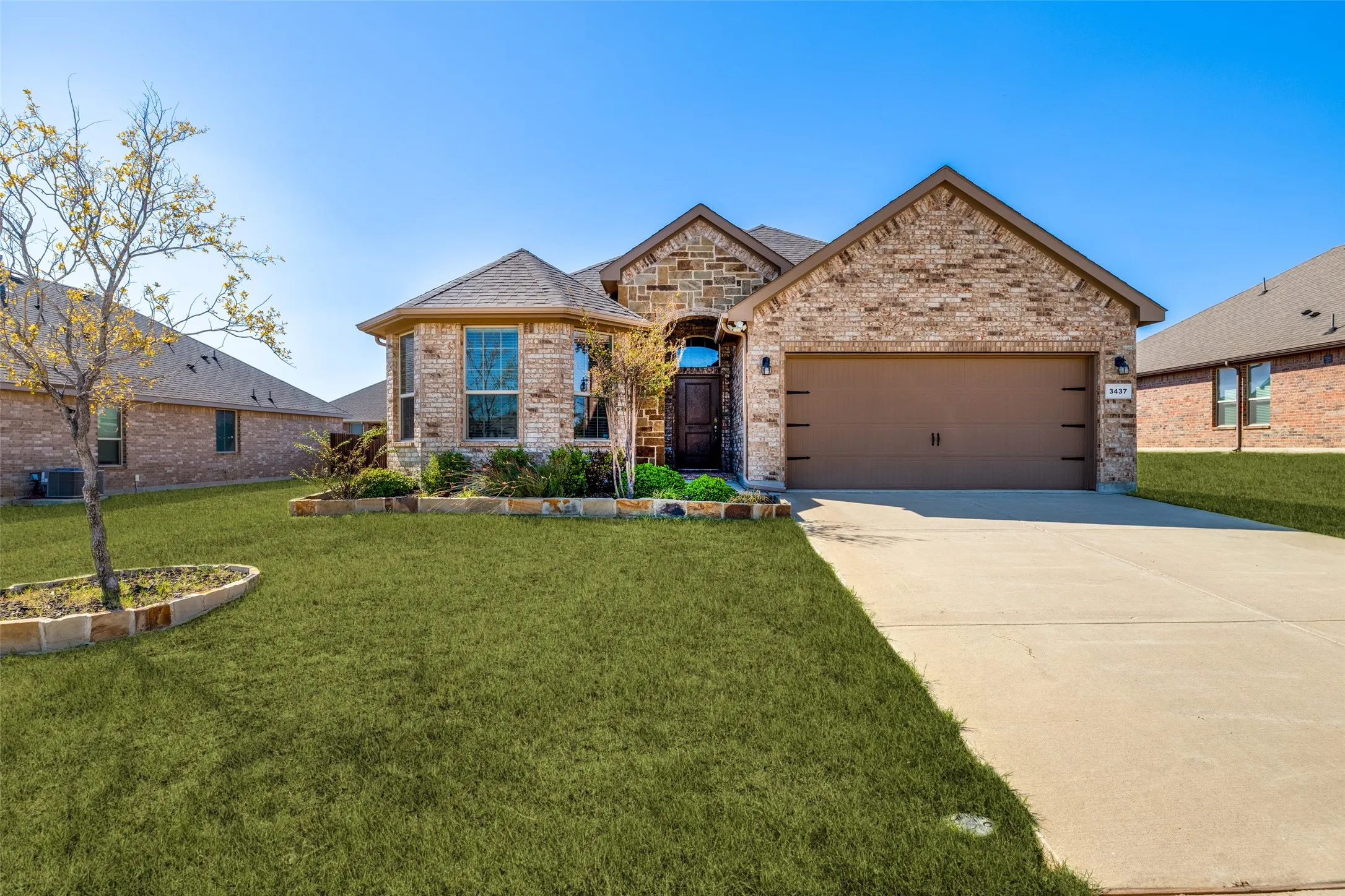 Single Family Residence For Sale in Denton County , 3437 Lauren Street, Krum, Texas 76249, 4 Bedroom, 2 Bathroom, 2 Garage spaces, 1,837 Sqft, built in 2019, mls#21407866, Real Estate Agent in Krum, Homes For Sale in Denton county, Homes For Sale in Krum, Realtor in Krum Texas, Real Estate Brokerage Independent Realty Texas, Luminita Cordes Realtor