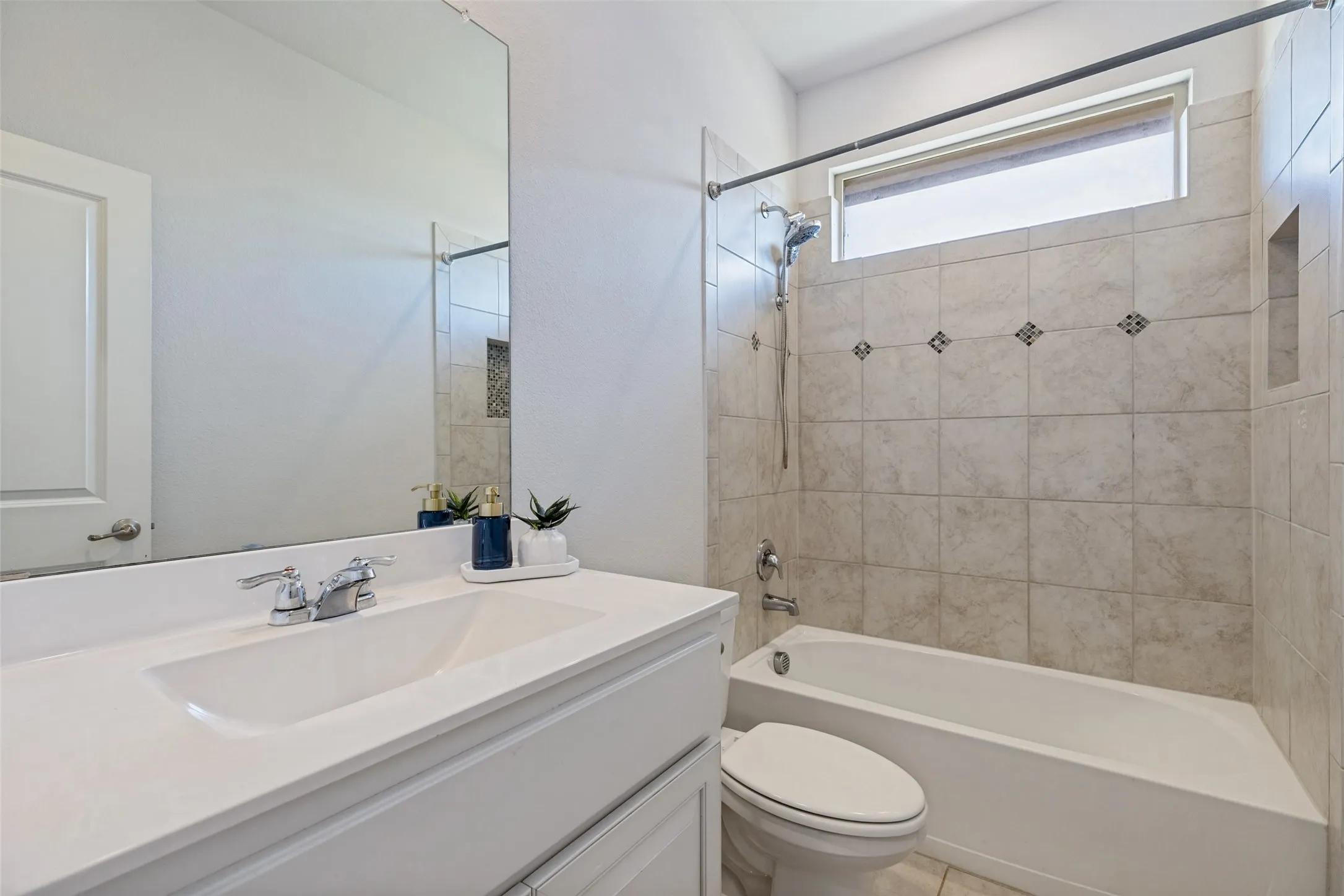 Single Family Residence For Sale in Denton County , 3437 Lauren Street, Krum, Texas 76249, 4 Bedroom, 2 Bathroom, 2 Garage spaces, 1,837 Sqft, built in 2019, mls#21407866, Real Estate Agent in Krum, Homes For Sale in Denton county, Homes For Sale in Krum, Realtor in Krum Texas, Real Estate Brokerage Independent Realty Texas, Luminita Cordes Realtor