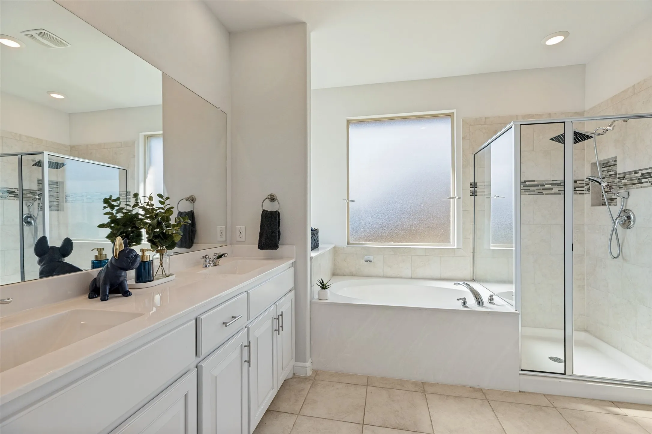 Single Family Residence For Sale in Denton County , 3437 Lauren Street, Krum, Texas 76249, 4 Bedroom, 2 Bathroom, 2 Garage spaces, 1,837 Sqft, built in 2019, mls#21407866, Real Estate Agent in Krum, Homes For Sale in Denton county, Homes For Sale in Krum, Realtor in Krum Texas, Real Estate Brokerage Independent Realty Texas, Luminita Cordes Realtor