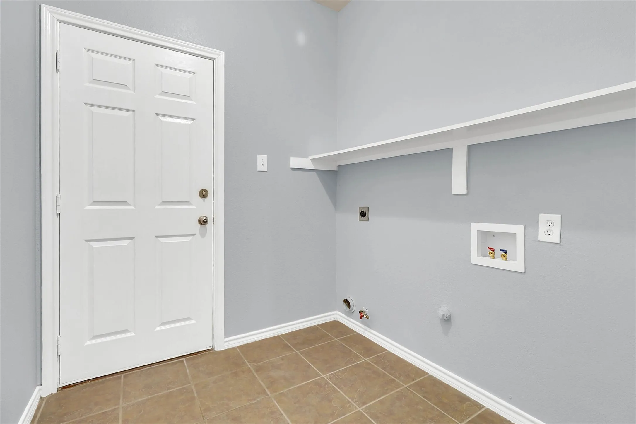 Single Family Residence For Sale in Dallas County , 6710 Creek Bend, Rowlett, Texas 75089, 4 Bedroom, 3 Bathroom, 2 Garage spaces, 3,095 Sqft, built in 2005, mls#21407782, Real Estate Agent in Rowlett, Homes For Sale in Dallas county, Homes For Sale in Rowlett, Realtor in Rowlett Texas, Real Estate Brokerage Independent Realty Texas, Luminita Cordes Realtor