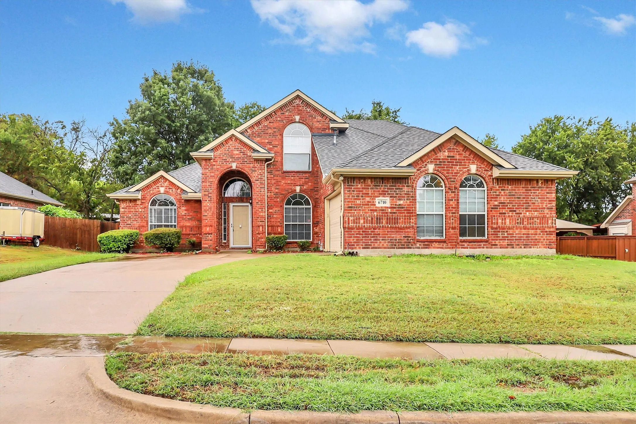 Single Family Residence For Sale