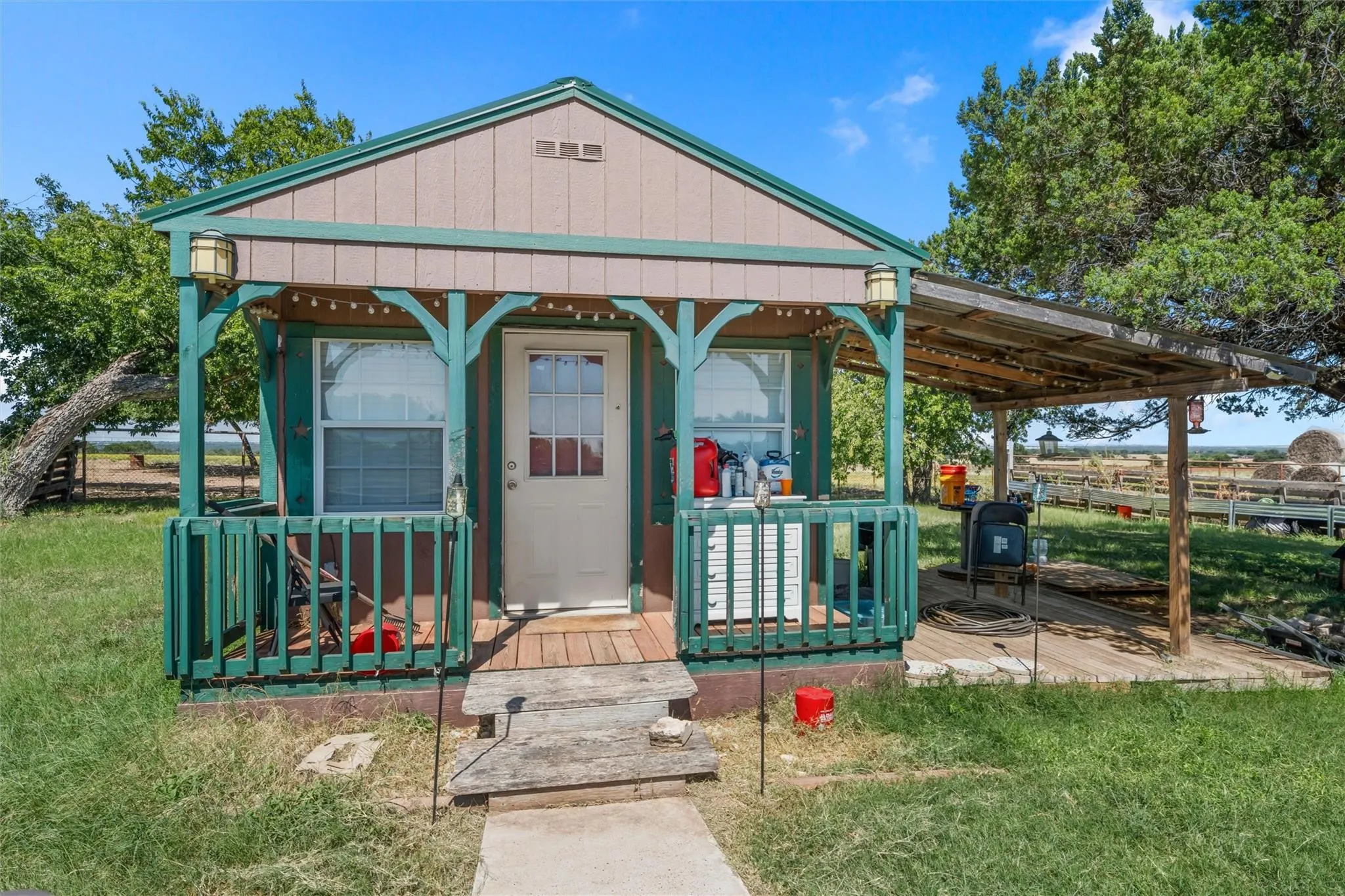 Farm For Sale in Coryell County , 1910 County Road 341, Moody, Texas 76557, 3 Bedroom, 2 Bathroom, Garage spaces, 2,392 Sqft, built in 2003, mls#21406769, Real Estate Agent in Moody, Homes For Sale in Coryell county, Homes For Sale in Moody, Realtor in Moody Texas, Real Estate Brokerage Independent Realty Texas, Luminita Cordes Realtor