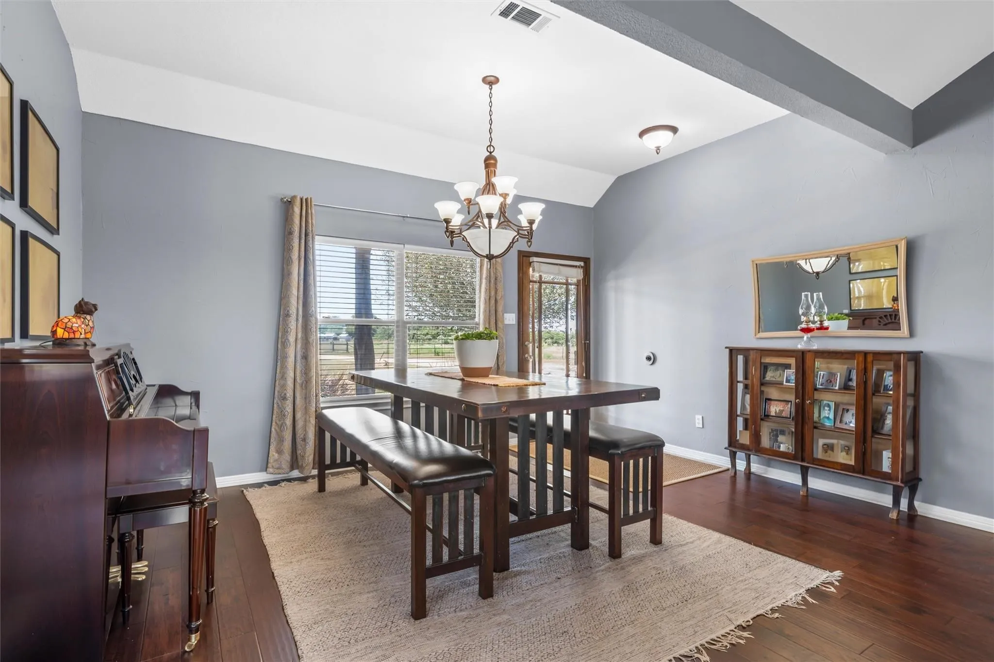 Farm For Sale in Coryell County , 1910 County Road 341, Moody, Texas 76557, 3 Bedroom, 2 Bathroom, Garage spaces, 2,392 Sqft, built in 2003, mls#21406769, Real Estate Agent in Moody, Homes For Sale in Coryell county, Homes For Sale in Moody, Realtor in Moody Texas, Real Estate Brokerage Independent Realty Texas, Luminita Cordes Realtor