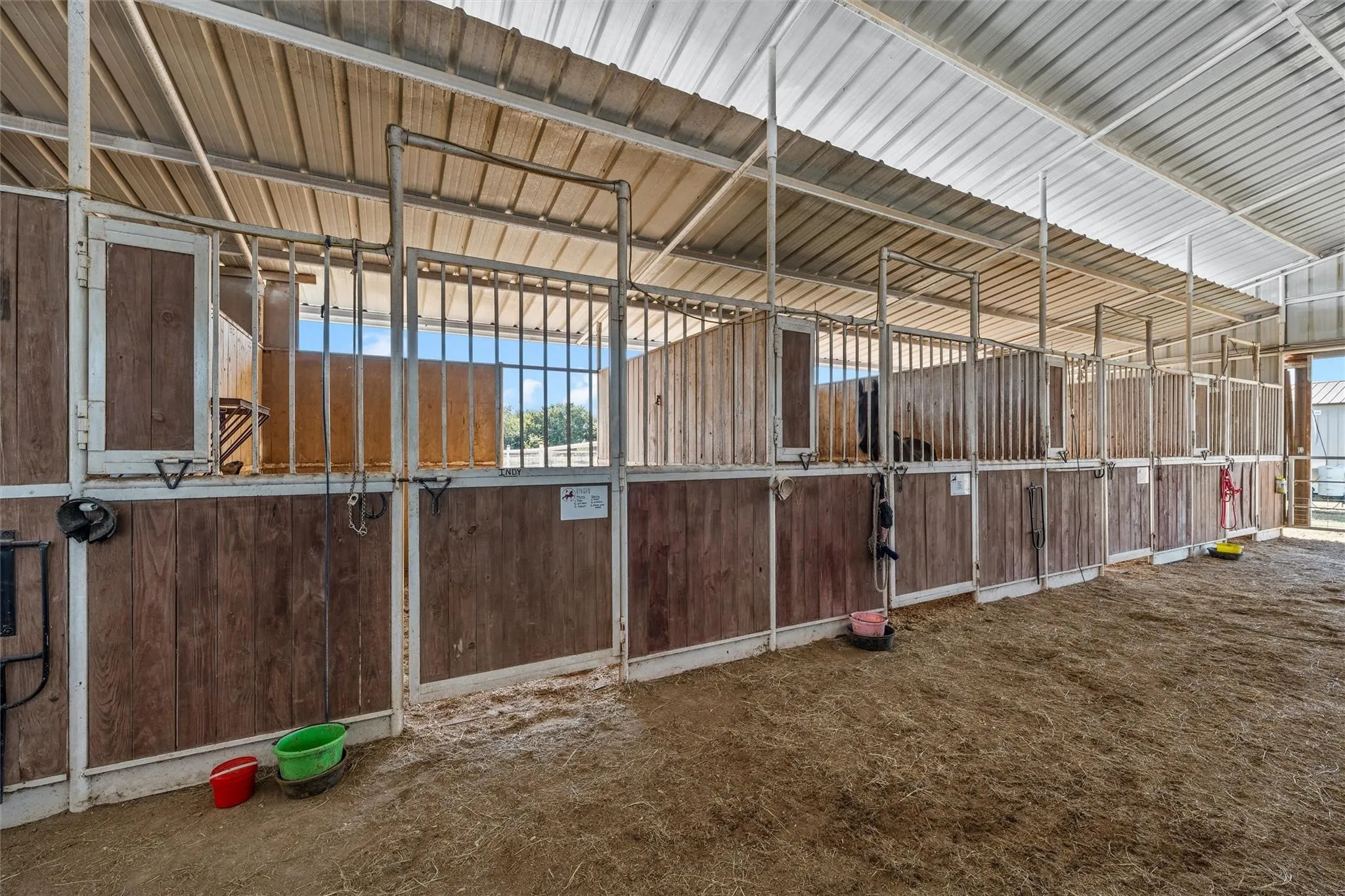 Farm For Sale in Coryell County , 1910 County Road 341, Moody, Texas 76557, 3 Bedroom, 2 Bathroom, Garage spaces, 2,392 Sqft, built in 2003, mls#21406769, Real Estate Agent in Moody, Homes For Sale in Coryell county, Homes For Sale in Moody, Realtor in Moody Texas, Real Estate Brokerage Independent Realty Texas, Luminita Cordes Realtor