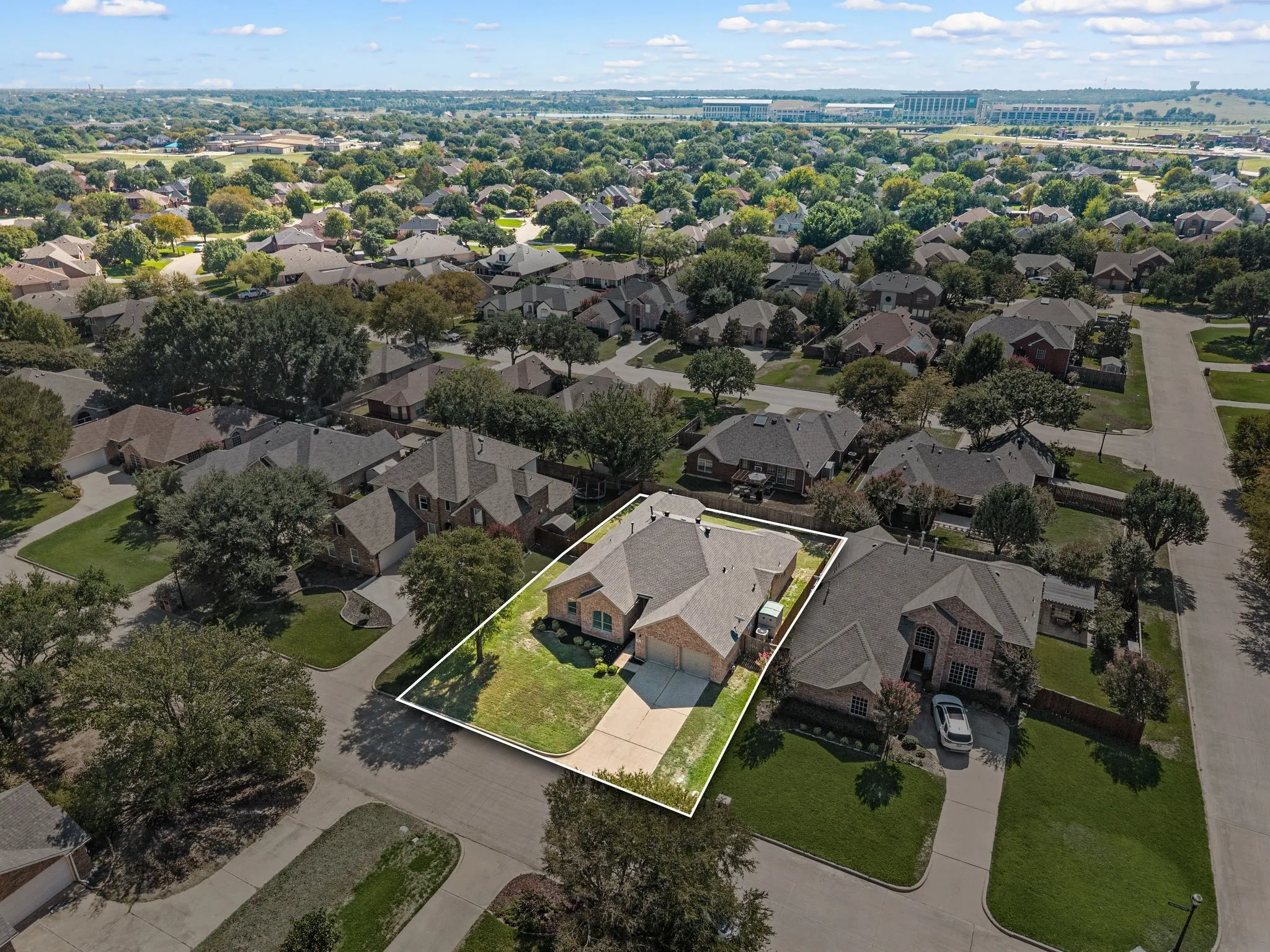 Single Family Residence For Sale in Denton County , 329 Village Trail, Trophy Club, Texas 76262, 4 Bedroom, 2 Bathroom, 2 Garage spaces, 2,320 Sqft, built in 1997, mls#21388046, Real Estate Agent in Trophy Club, Homes For Sale in Denton county, Homes For Sale in Trophy Club, Realtor in Trophy Club Texas, Real Estate Brokerage Independent Realty Texas, Luminita Cordes Realtor