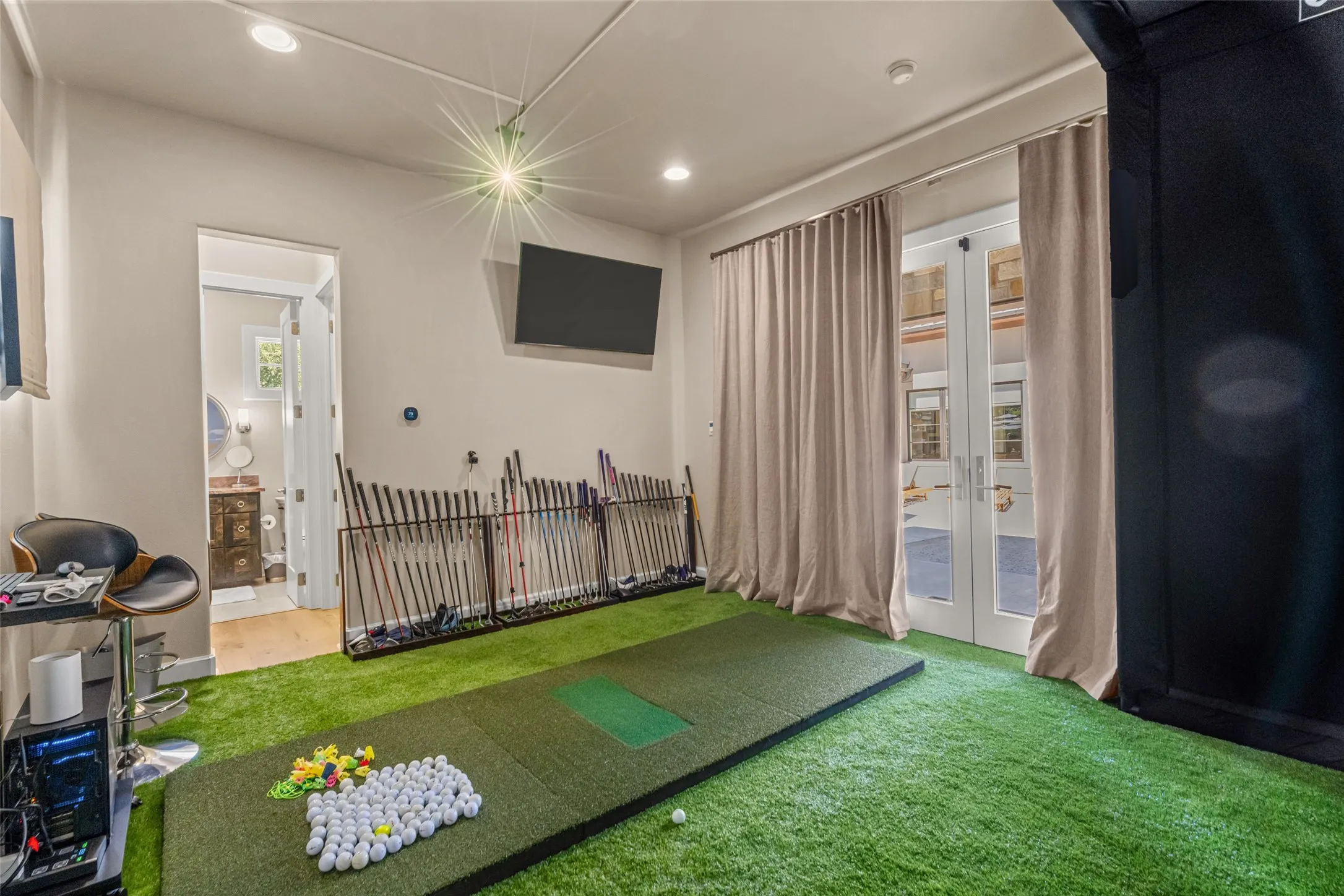 Single Family Residence For Sale in Tarrant County , 5449 Night Sage Lane, Fort Worth, Texas 76109, 5 Bedroom, 7 Bathroom, 3 Garage spaces, 5,004 Sqft, built in 2016, mls#21403840, Real Estate Agent in Fort Worth, Homes For Sale in Tarrant county, Homes For Sale in Fort Worth, Realtor in Fort Worth Texas, Real Estate Brokerage Independent Realty Texas, Luminita Cordes Realtor