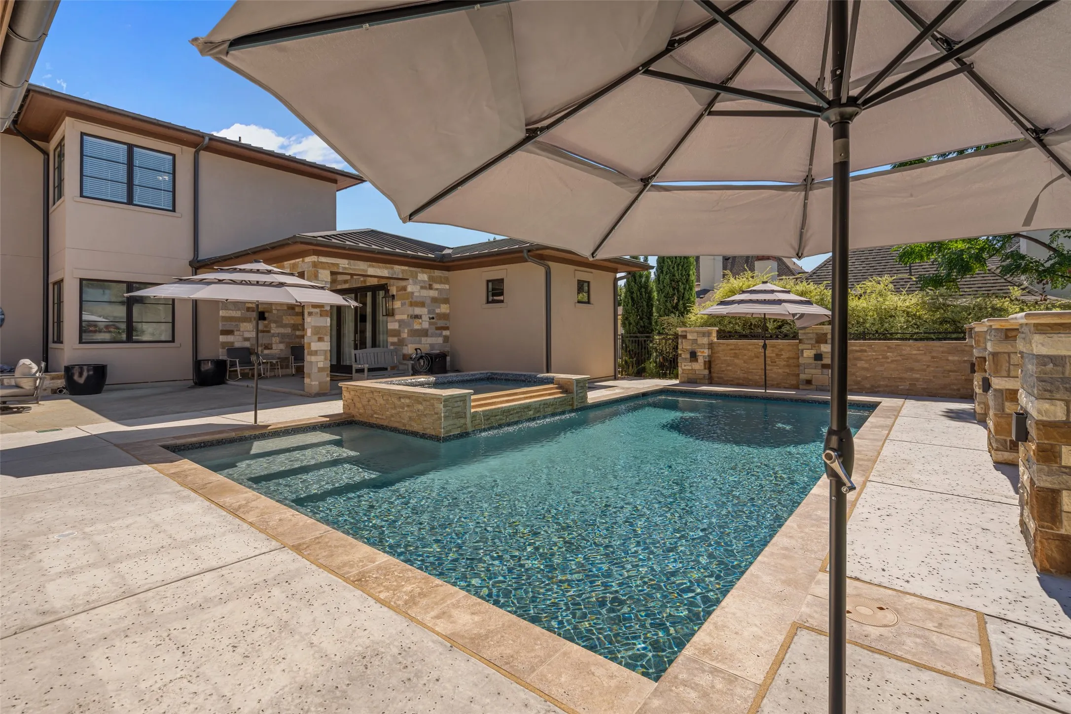 Single Family Residence For Sale in Tarrant County , 5449 Night Sage Lane, Fort Worth, Texas 76109, 5 Bedroom, 7 Bathroom, 3 Garage spaces, 5,004 Sqft, built in 2016, mls#21403840, Real Estate Agent in Fort Worth, Homes For Sale in Tarrant county, Homes For Sale in Fort Worth, Realtor in Fort Worth Texas, Real Estate Brokerage Independent Realty Texas, Luminita Cordes Realtor