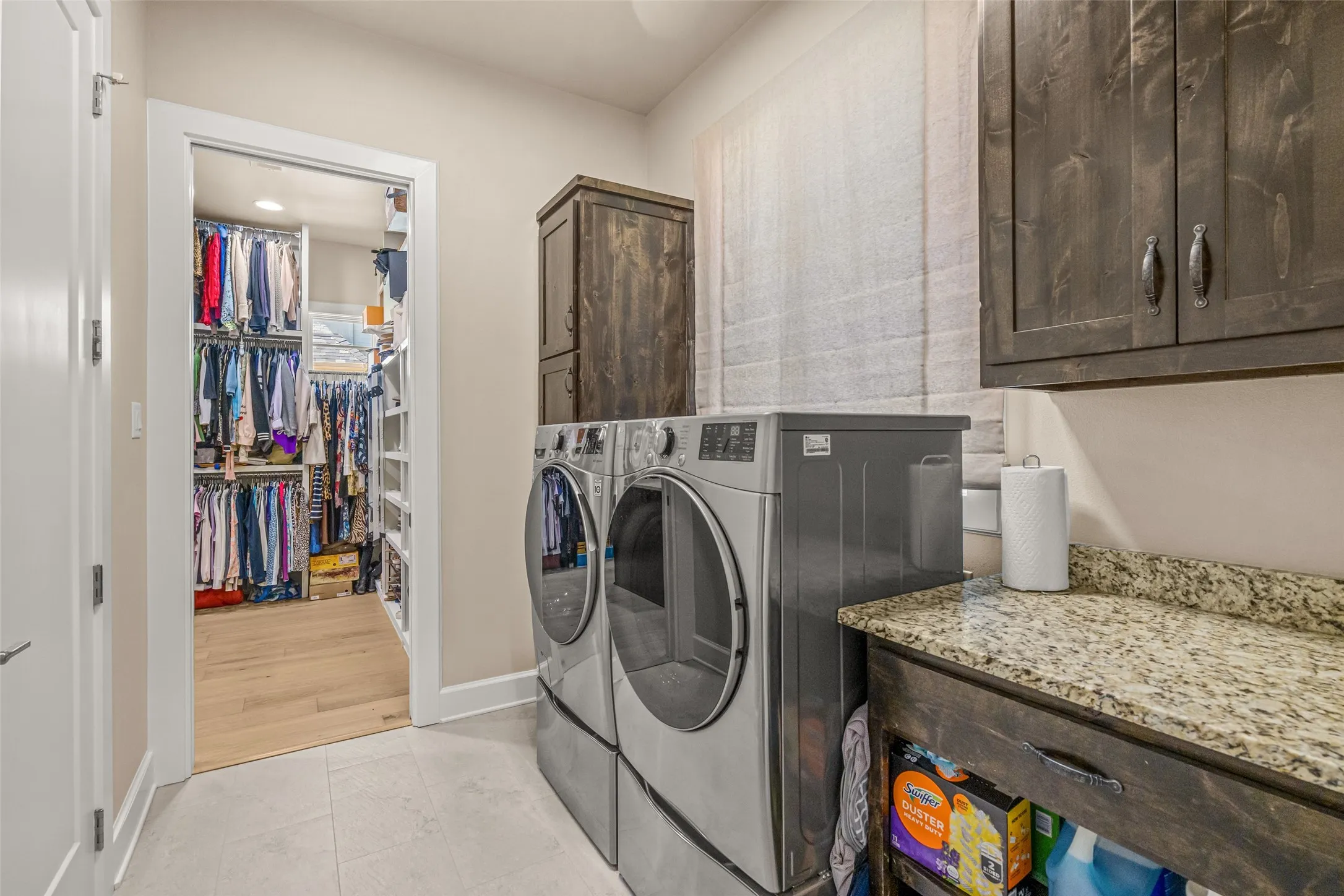 Single Family Residence For Sale in Tarrant County , 5449 Night Sage Lane, Fort Worth, Texas 76109, 5 Bedroom, 7 Bathroom, 3 Garage spaces, 5,004 Sqft, built in 2016, mls#21403840, Real Estate Agent in Fort Worth, Homes For Sale in Tarrant county, Homes For Sale in Fort Worth, Realtor in Fort Worth Texas, Real Estate Brokerage Independent Realty Texas, Luminita Cordes Realtor