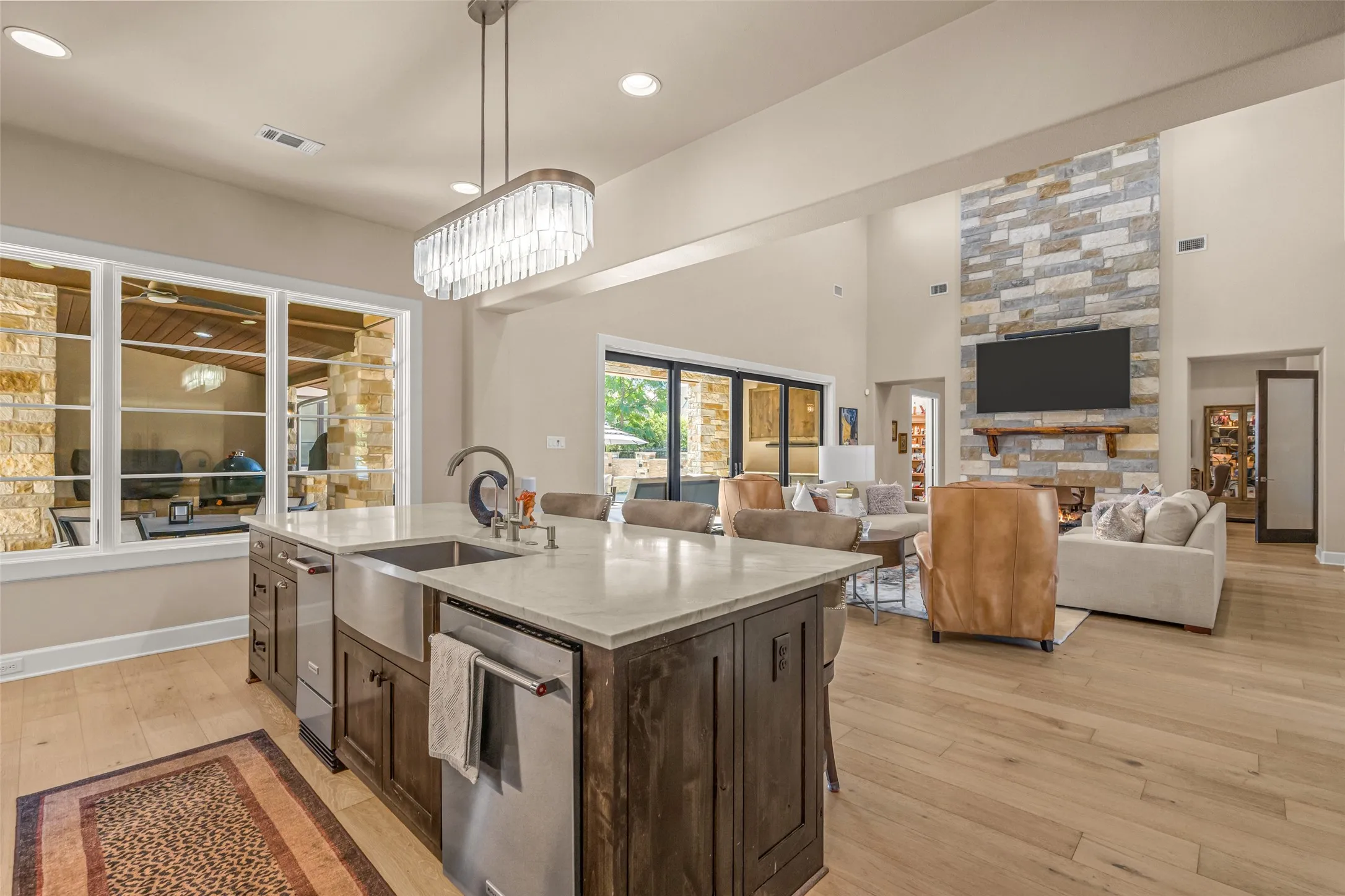 Single Family Residence For Sale in Tarrant County , 5449 Night Sage Lane, Fort Worth, Texas 76109, 5 Bedroom, 7 Bathroom, 3 Garage spaces, 5,004 Sqft, built in 2016, mls#21403840, Real Estate Agent in Fort Worth, Homes For Sale in Tarrant county, Homes For Sale in Fort Worth, Realtor in Fort Worth Texas, Real Estate Brokerage Independent Realty Texas, Luminita Cordes Realtor