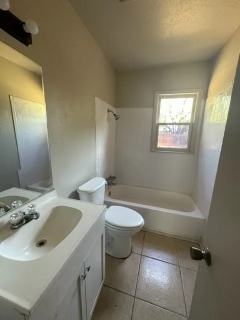 Single Family Residence For Rent in Taylor County , 5458 Encino Road, Abilene, Texas 79605, 4 Bedroom, 1 Bathroom, Garage spaces, 1,152 Sqft, built in 1958, mls#21407886, Real Estate Agent in Abilene, Homes For Rent in Taylor county, Homes For Rent in Abilene, Realtor in Abilene Texas, Real Estate Brokerage Independent Realty Texas, Luminita Cordes Realtor