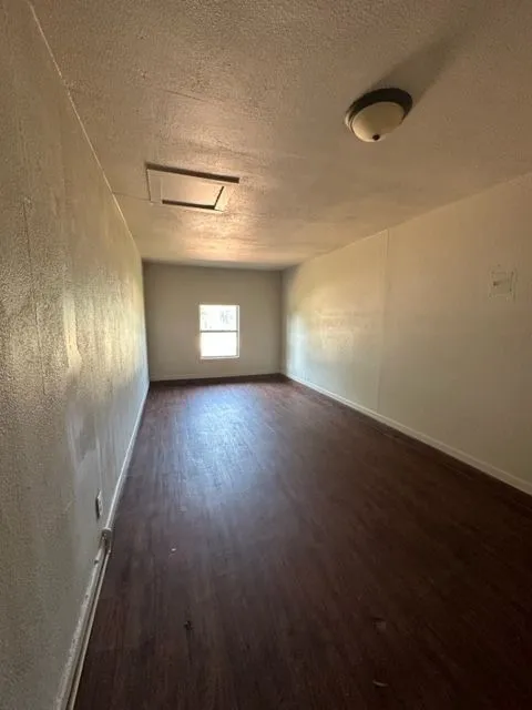 Single Family Residence For Rent in Taylor County , 5458 Encino Road, Abilene, Texas 79605, 4 Bedroom, 1 Bathroom, Garage spaces, 1,152 Sqft, built in 1958, mls#21407886, Real Estate Agent in Abilene, Homes For Rent in Taylor county, Homes For Rent in Abilene, Realtor in Abilene Texas, Real Estate Brokerage Independent Realty Texas, Luminita Cordes Realtor