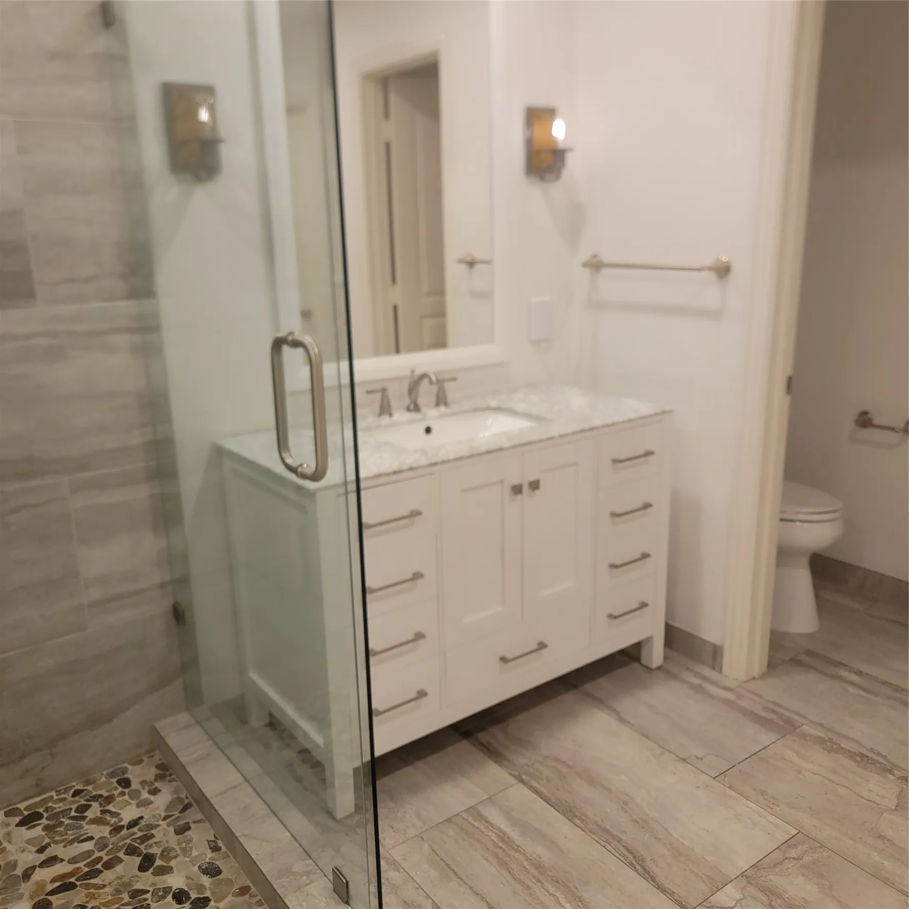 Single Family Residence For Sale in Dallas County , 8686 Coppertowne Lane, Dallas, Texas 75243, 3 Bedroom, 2 Bathroom, 2 Garage spaces, 1,582 Sqft, built in 1998, mls#21404763, Real Estate Agent in Dallas, Homes For Sale in Dallas county, Homes For Sale in Dallas, Realtor in Dallas Texas, Real Estate Brokerage Independent Realty Texas, Luminita Cordes Realtor