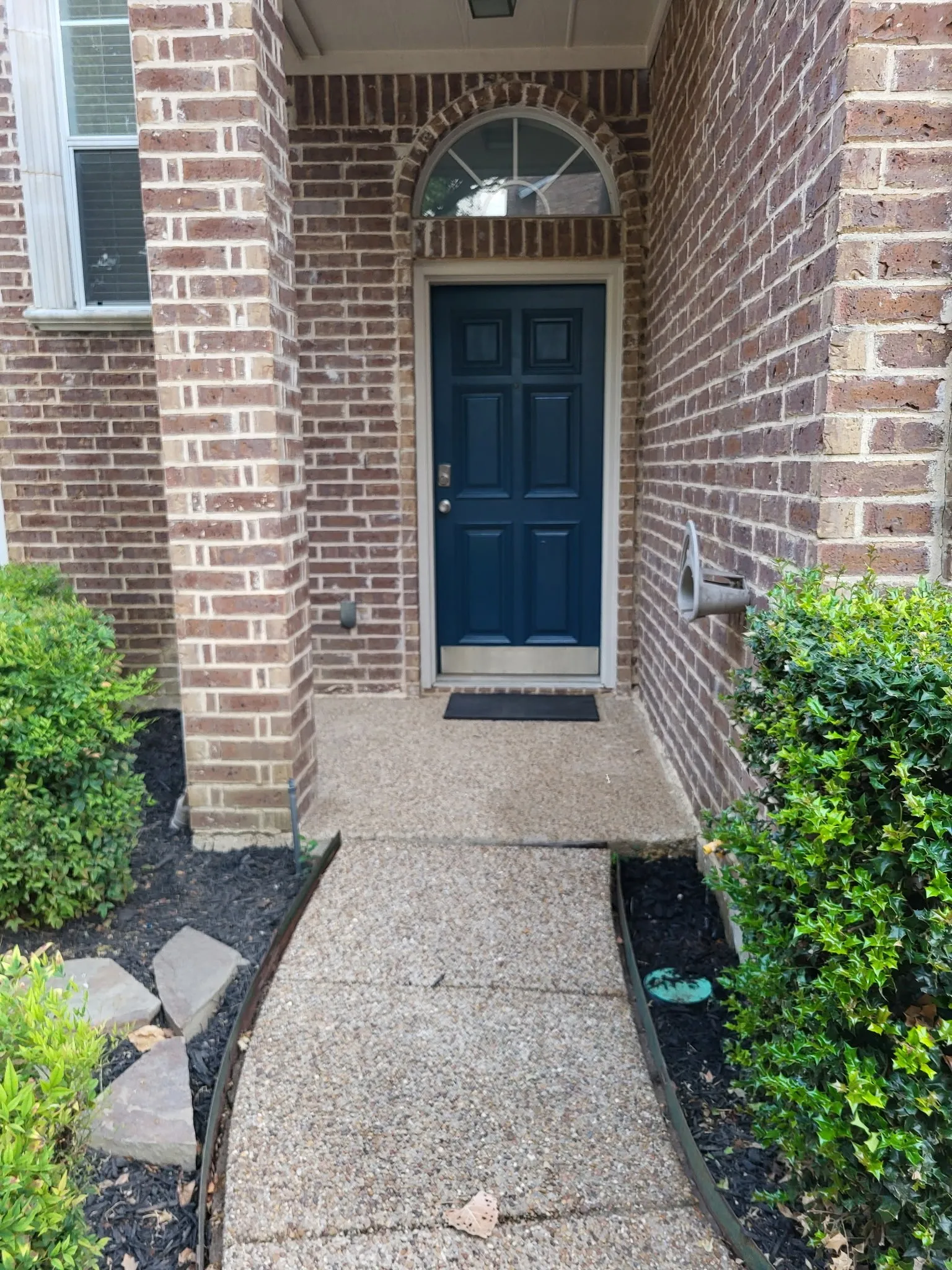 Single Family Residence For Sale in Dallas County , 8686 Coppertowne Lane, Dallas, Texas 75243, 3 Bedroom, 2 Bathroom, 2 Garage spaces, 1,582 Sqft, built in 1998, mls#21404763, Real Estate Agent in Dallas, Homes For Sale in Dallas county, Homes For Sale in Dallas, Realtor in Dallas Texas, Real Estate Brokerage Independent Realty Texas, Luminita Cordes Realtor