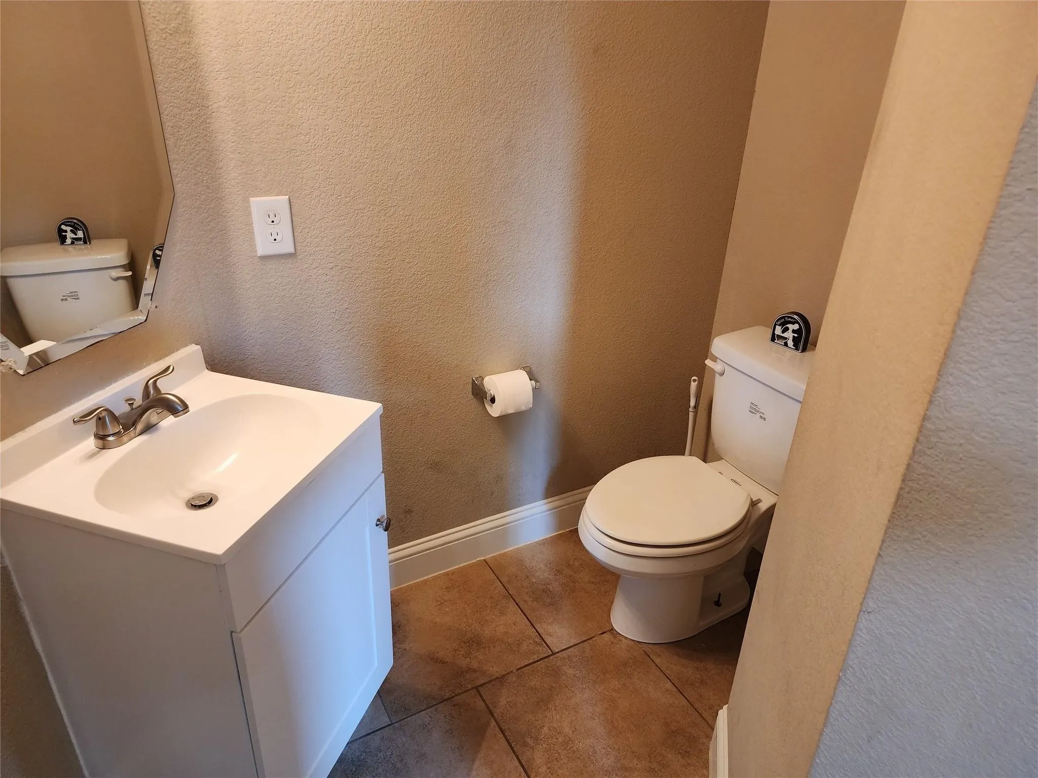 Single Family Residence For Rent in Tarrant County , 5848 Burgundy Rose Drive, Fort Worth, Texas 76123, 4 Bedroom, 3 Bathroom, 2 Garage spaces, 2,062 Sqft, built in 2012, mls#21407715, Real Estate Agent in Fort Worth, Homes For Rent in Tarrant county, Homes For Rent in Fort Worth, Realtor in Fort Worth Texas, Real Estate Brokerage Independent Realty Texas, Luminita Cordes Realtor
