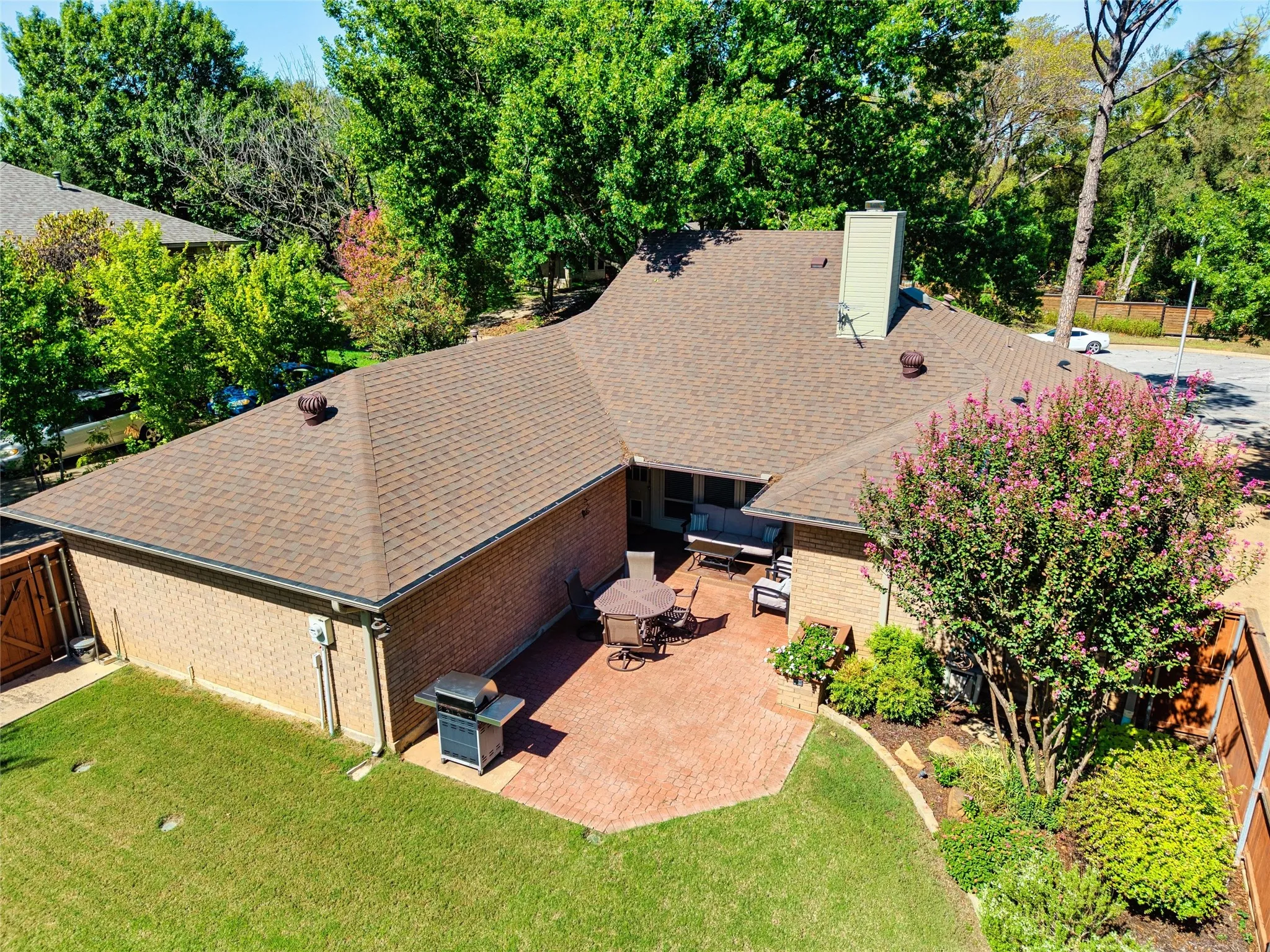 Single Family Residence For Sale in Tarrant County , 706 Giltin Court, Arlington, Texas 76006, 3 Bedroom, 2 Bathroom, 4 Garage spaces, 1,756 Sqft, built in 1987, mls#21403684, Real Estate Agent in Arlington, Homes For Sale in Tarrant county, Homes For Sale in Arlington, Realtor in Arlington Texas, Real Estate Brokerage Independent Realty Texas, Luminita Cordes Realtor