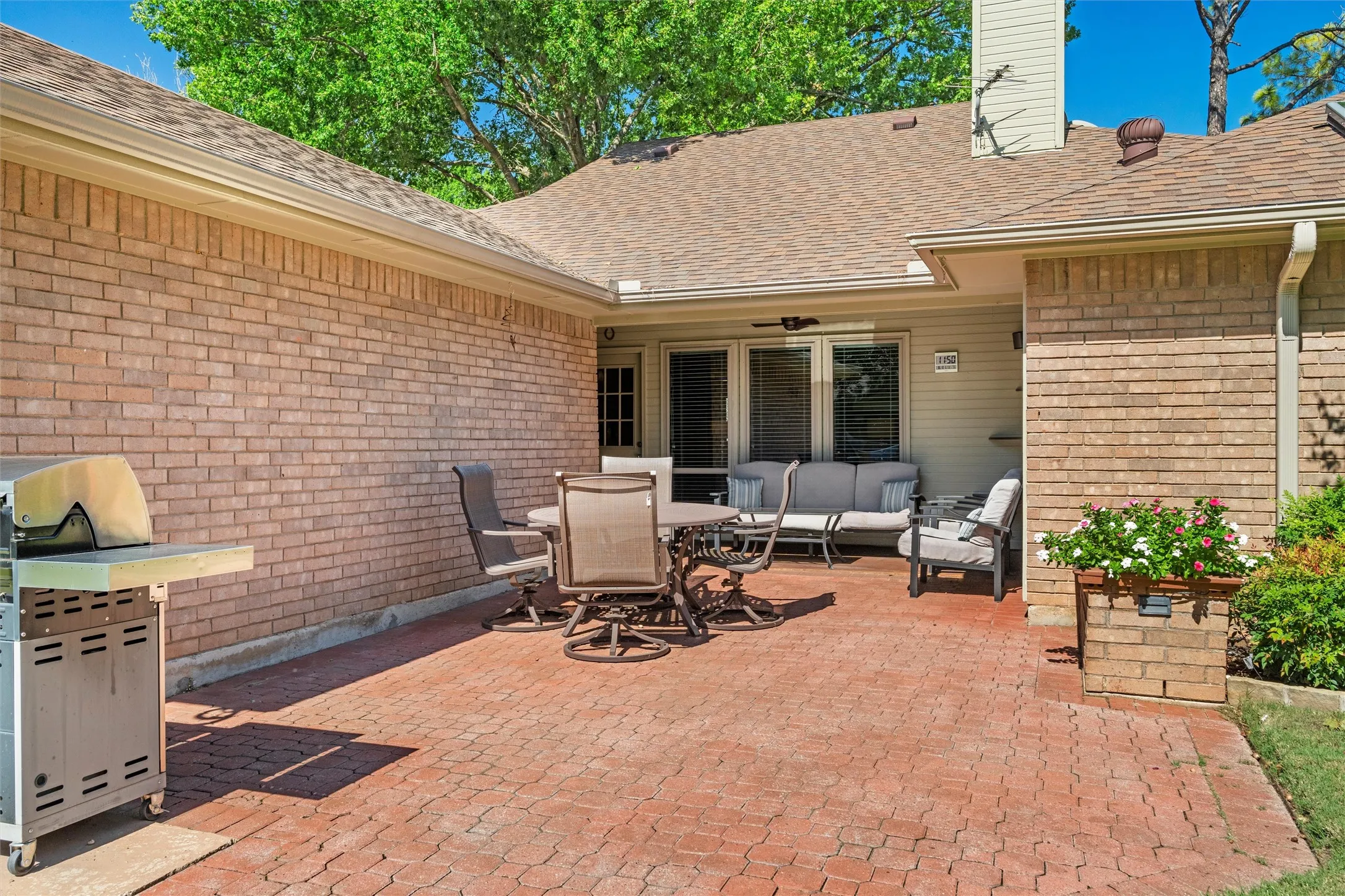 Enjoy the out door extended patio for relaxing or entertaining.