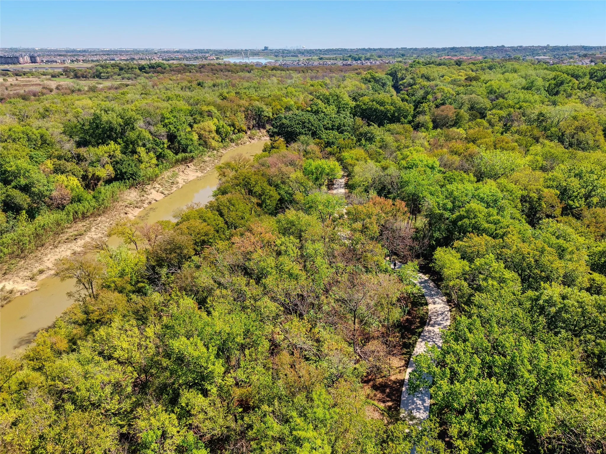Single Family Residence For Sale in Tarrant County , 706 Giltin Court, Arlington, Texas 76006, 3 Bedroom, 2 Bathroom, 4 Garage spaces, 1,756 Sqft, built in 1987, mls#21403684, Real Estate Agent in Arlington, Homes For Sale in Tarrant county, Homes For Sale in Arlington, Realtor in Arlington Texas, Real Estate Brokerage Independent Realty Texas, Luminita Cordes Realtor