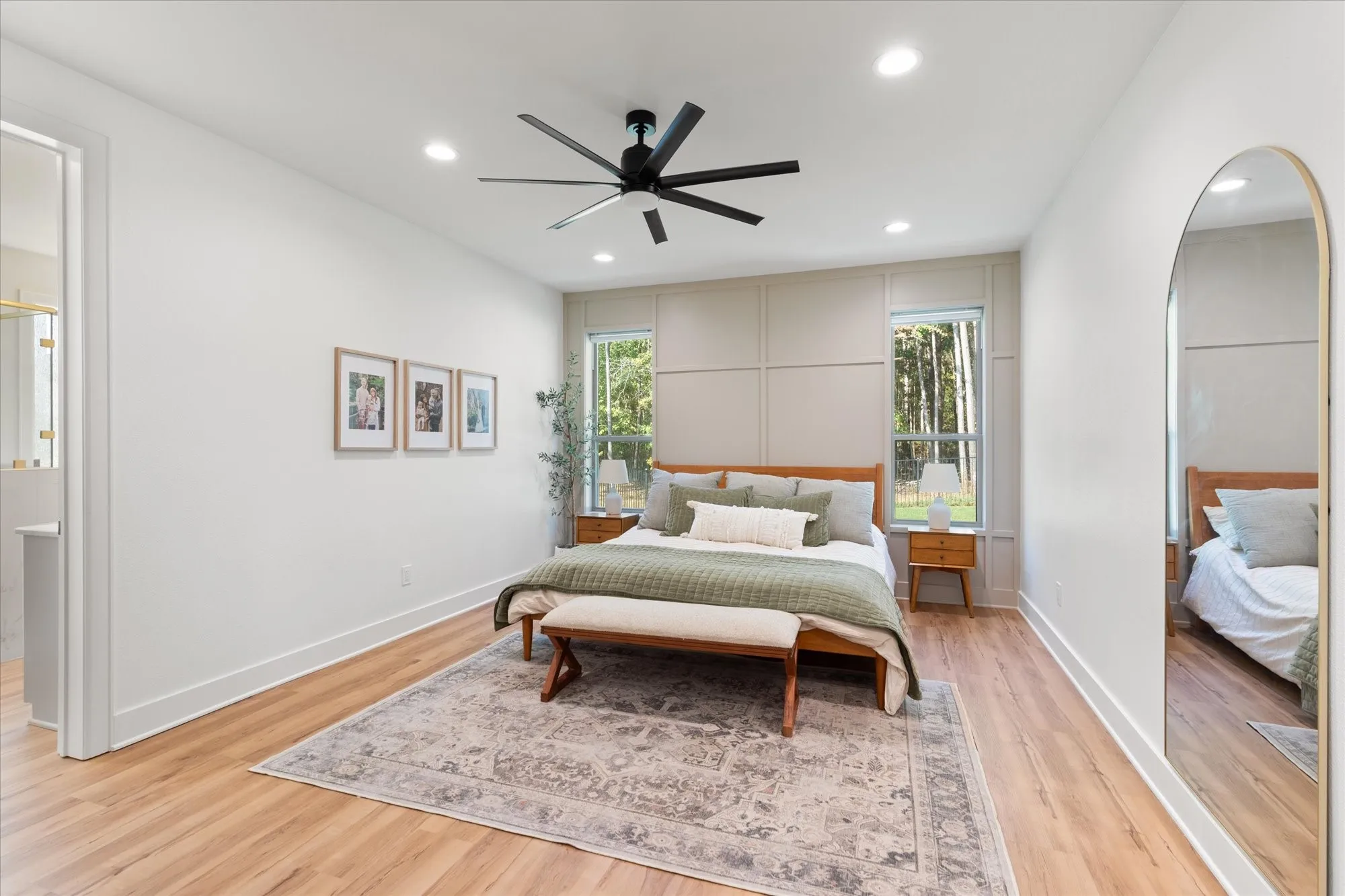 Single Family Residence For Sale in Harrison County , 200 Maple Springs Rd, Longview, Texas 75602, 4 Bedroom, 4 Bathroom, 2 Garage spaces, 3,168 Sqft, built in 2024, mls#21407900, Real Estate Agent in Longview, Homes For Sale in Harrison county, Homes For Sale in Longview, Realtor in Longview Texas, Real Estate Brokerage Independent Realty Texas, Luminita Cordes Realtor