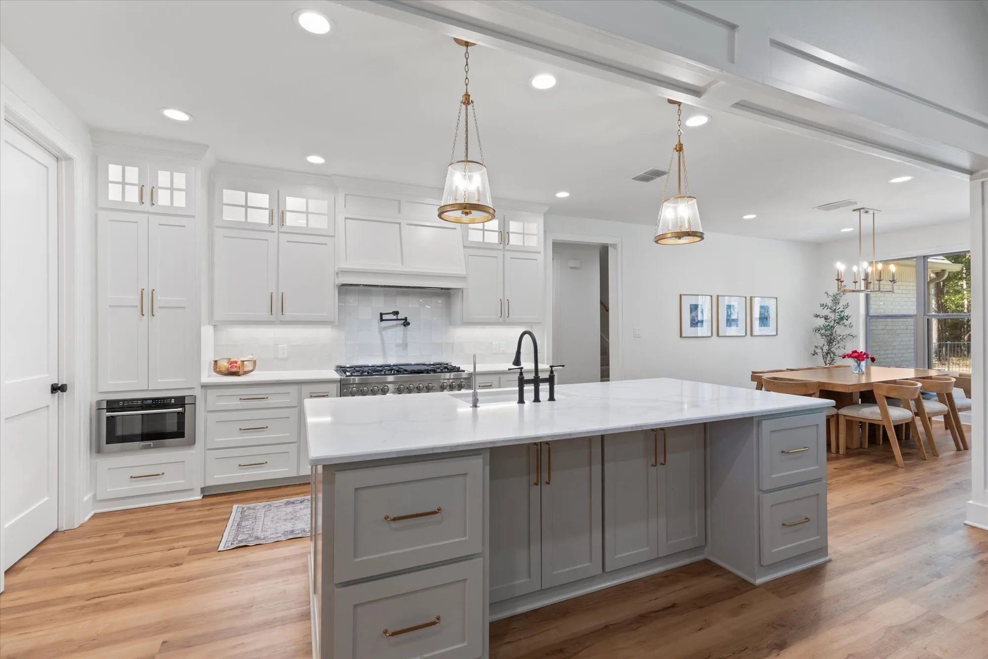 Single Family Residence For Sale in Harrison County , 200 Maple Springs Rd, Longview, Texas 75602, 4 Bedroom, 4 Bathroom, 2 Garage spaces, 3,168 Sqft, built in 2024, mls#21407900, Real Estate Agent in Longview, Homes For Sale in Harrison county, Homes For Sale in Longview, Realtor in Longview Texas, Real Estate Brokerage Independent Realty Texas, Luminita Cordes Realtor