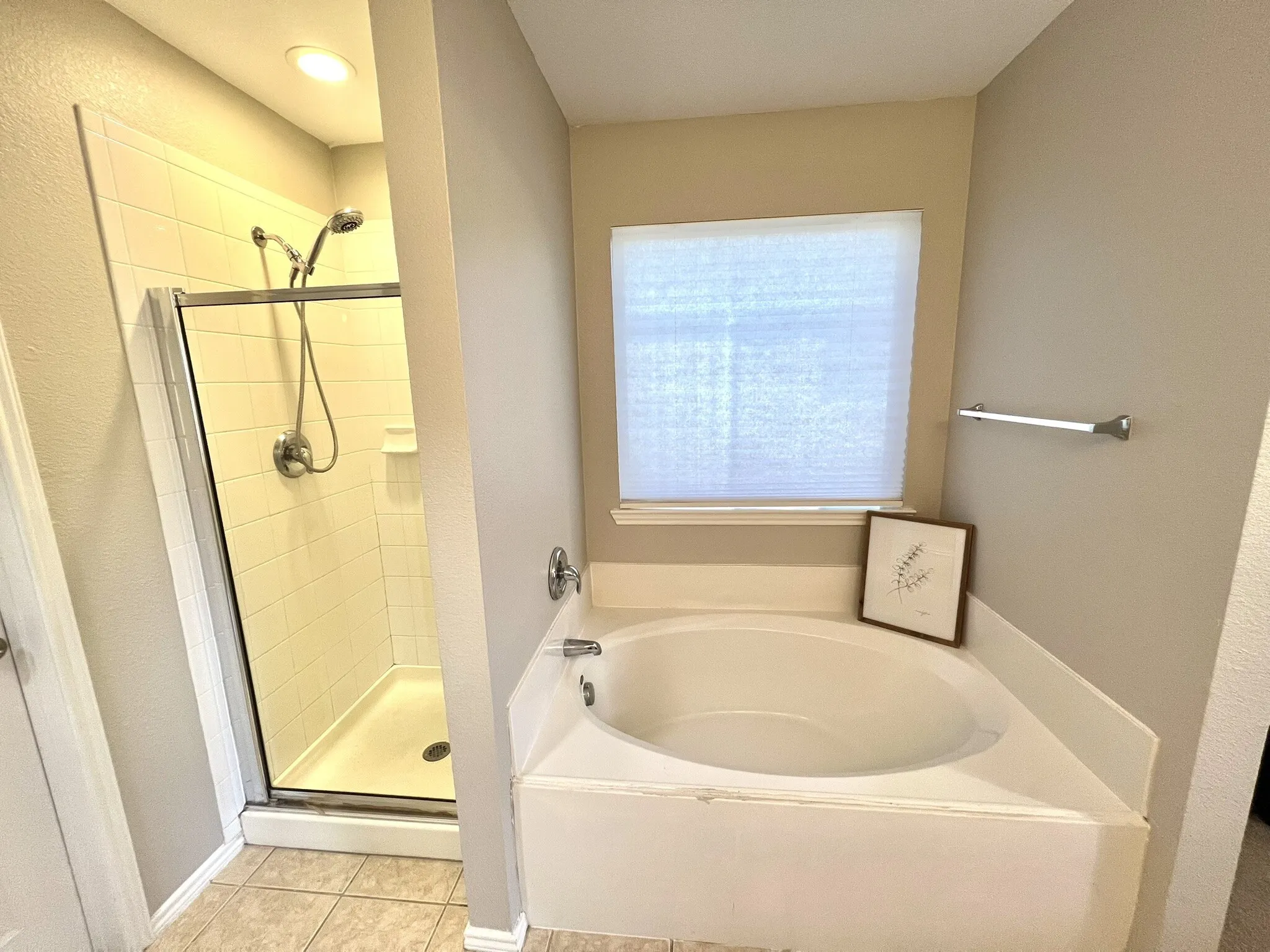 Single Family Residence For Rent in Denton County , 237 Flatwood Drive, Little Elm, Texas 75068, 3 Bedroom, 2 Bathroom, 2 Garage spaces, 1,567 Sqft, built in 2005, mls#21407464, Real Estate Agent in Little Elm, Homes For Rent in Denton county, Homes For Rent in Little Elm, Realtor in Little Elm Texas, Real Estate Brokerage Independent Realty Texas, Luminita Cordes Realtor