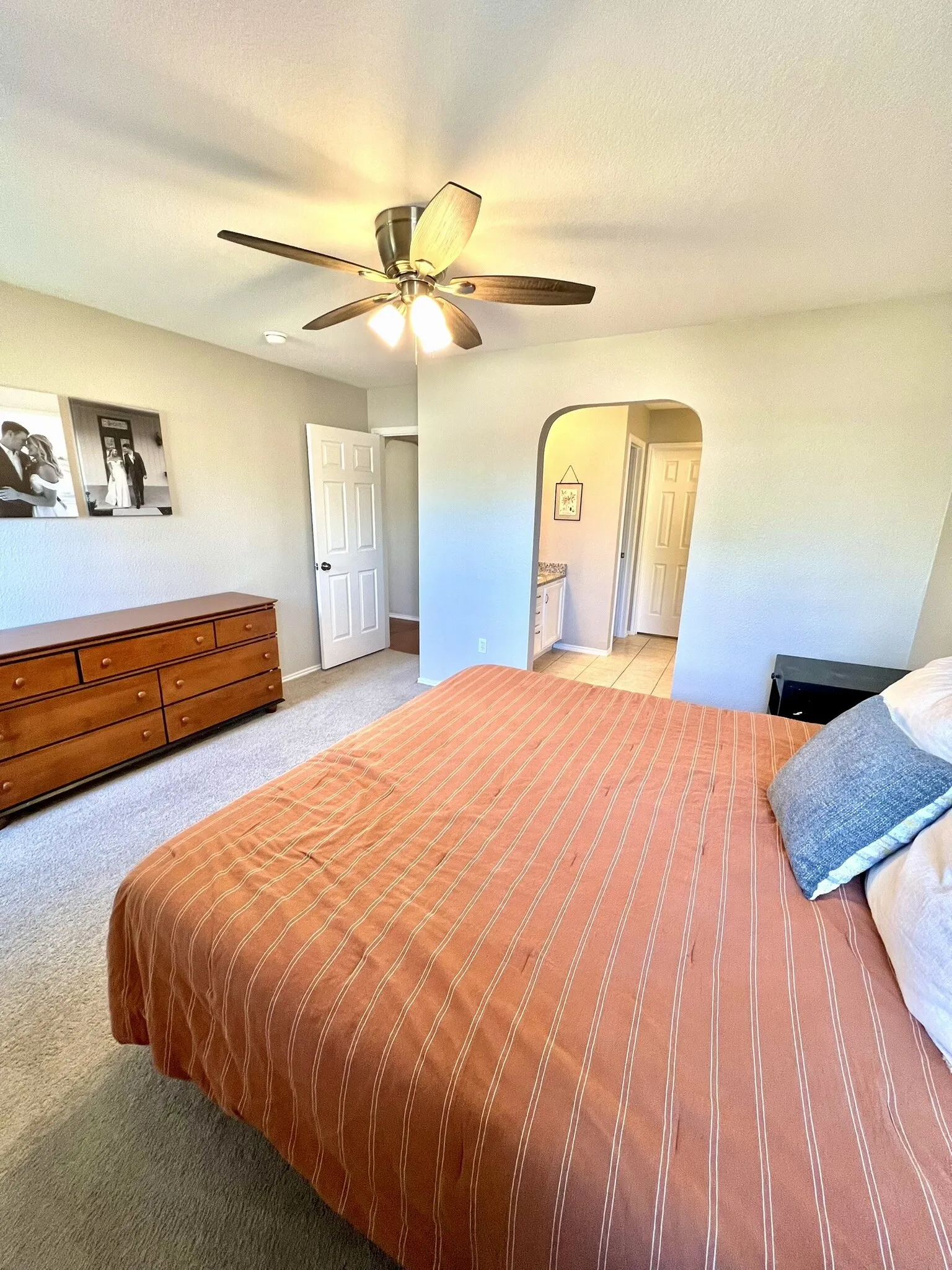 Single Family Residence For Rent in Denton County , 237 Flatwood Drive, Little Elm, Texas 75068, 3 Bedroom, 2 Bathroom, 2 Garage spaces, 1,567 Sqft, built in 2005, mls#21407464, Real Estate Agent in Little Elm, Homes For Rent in Denton county, Homes For Rent in Little Elm, Realtor in Little Elm Texas, Real Estate Brokerage Independent Realty Texas, Luminita Cordes Realtor