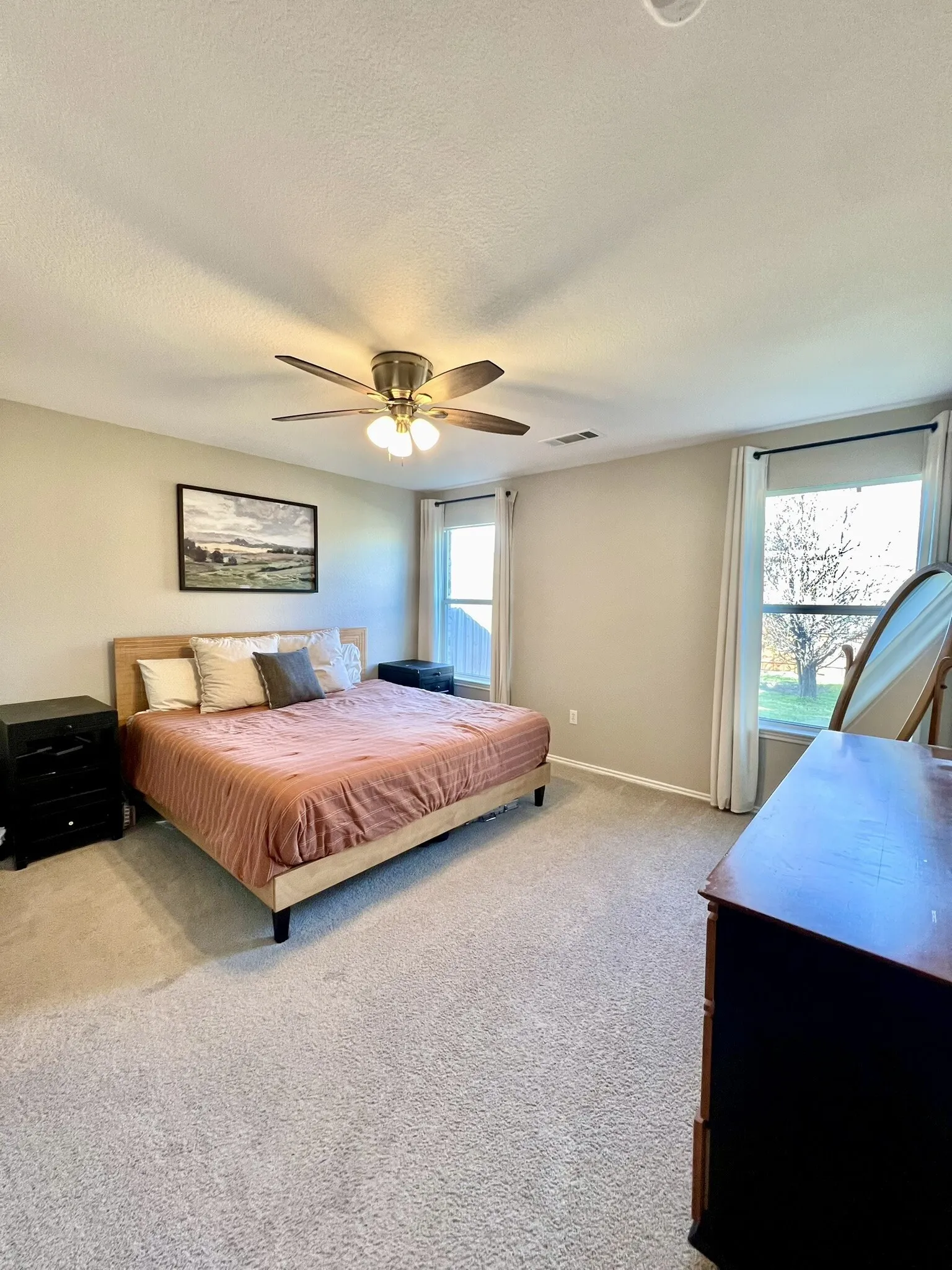 Single Family Residence For Rent in Denton County , 237 Flatwood Drive, Little Elm, Texas 75068, 3 Bedroom, 2 Bathroom, 2 Garage spaces, 1,567 Sqft, built in 2005, mls#21407464, Real Estate Agent in Little Elm, Homes For Rent in Denton county, Homes For Rent in Little Elm, Realtor in Little Elm Texas, Real Estate Brokerage Independent Realty Texas, Luminita Cordes Realtor