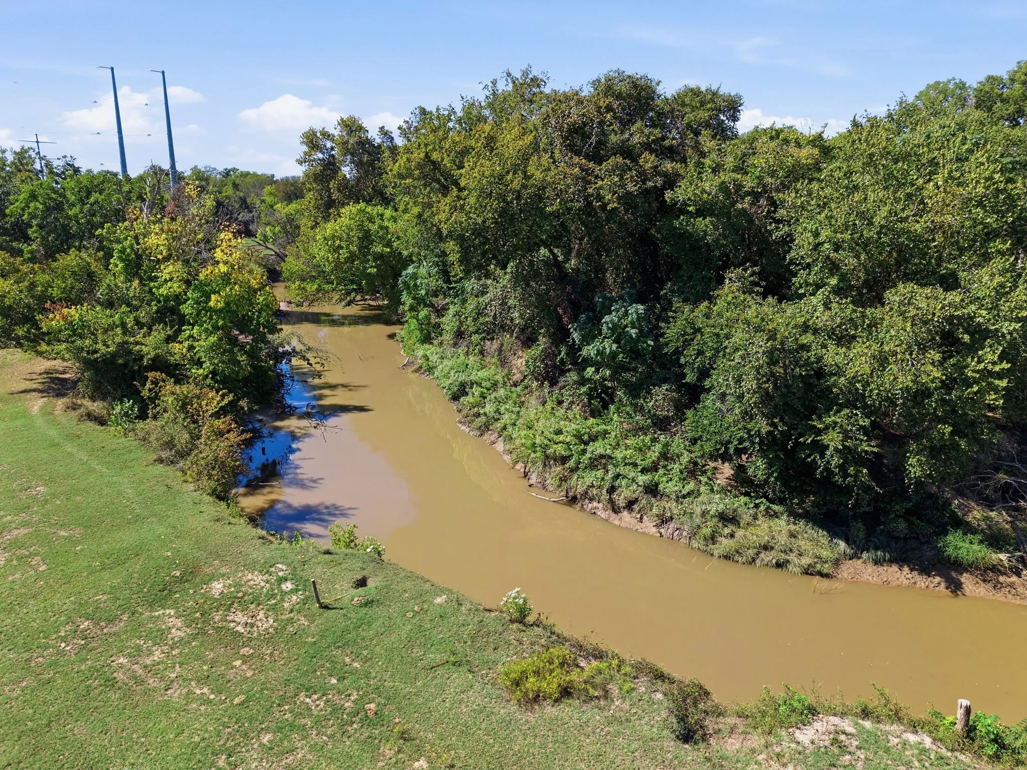 Mobile Home For Sale in Wise County , 664 County Road 4756, Boyd, Texas 76023, 4 Bedroom, 2 Bathroom, Garage spaces, 2,380 Sqft, built in 2015, mls#21402867, Real Estate Agent in Boyd, Homes For Sale in Wise county, Homes For Sale in Boyd, Realtor in Boyd Texas, Real Estate Brokerage Independent Realty Texas, Luminita Cordes Realtor