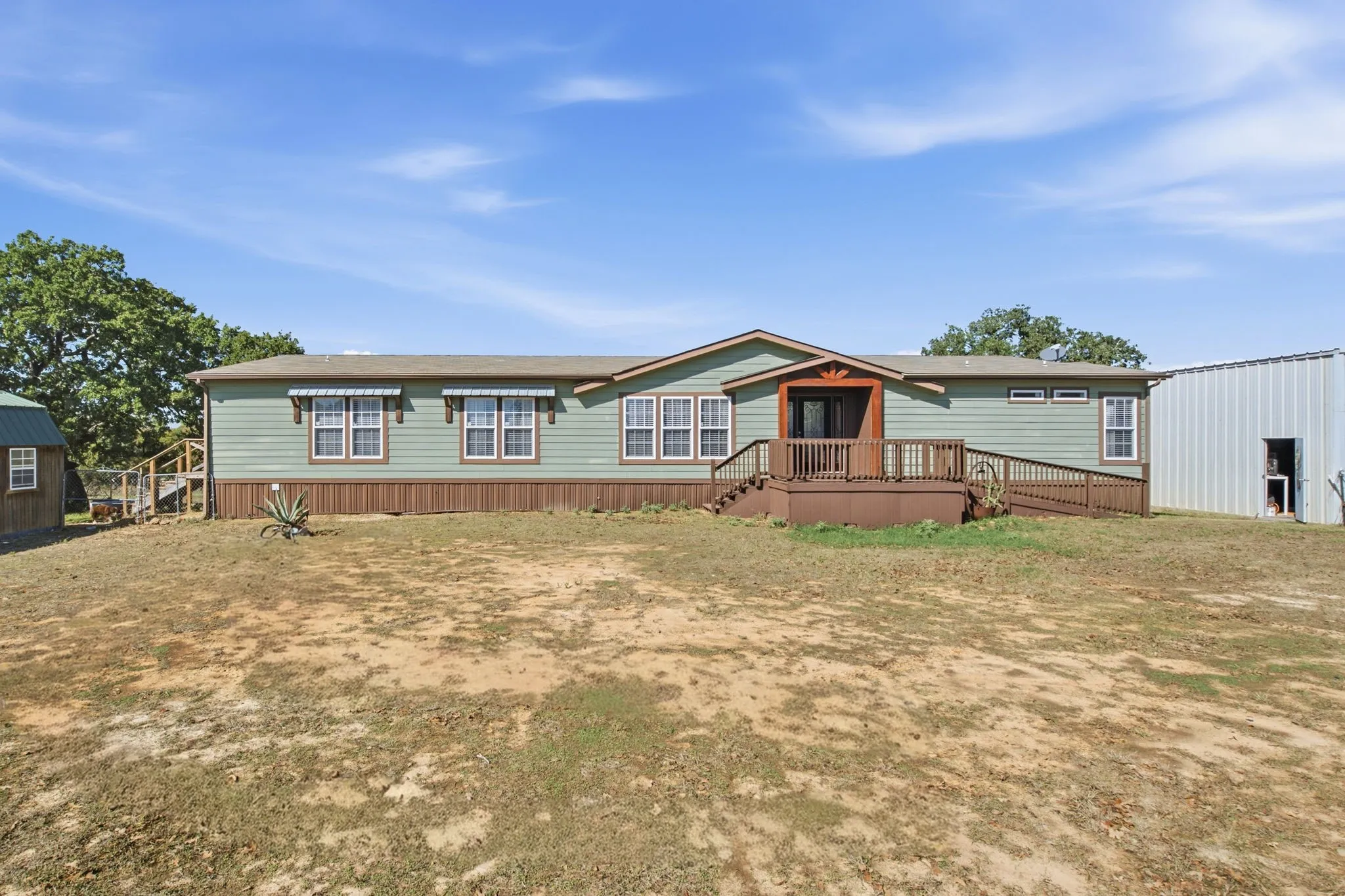 Mobile Home For Sale in Wise County , 664 County Road 4756, Boyd, Texas 76023, 4 Bedroom, 2 Bathroom, Garage spaces, 2,380 Sqft, built in 2015, mls#21402867, Real Estate Agent in Boyd, Homes For Sale in Wise county, Homes For Sale in Boyd, Realtor in Boyd Texas, Real Estate Brokerage Independent Realty Texas, Luminita Cordes Realtor