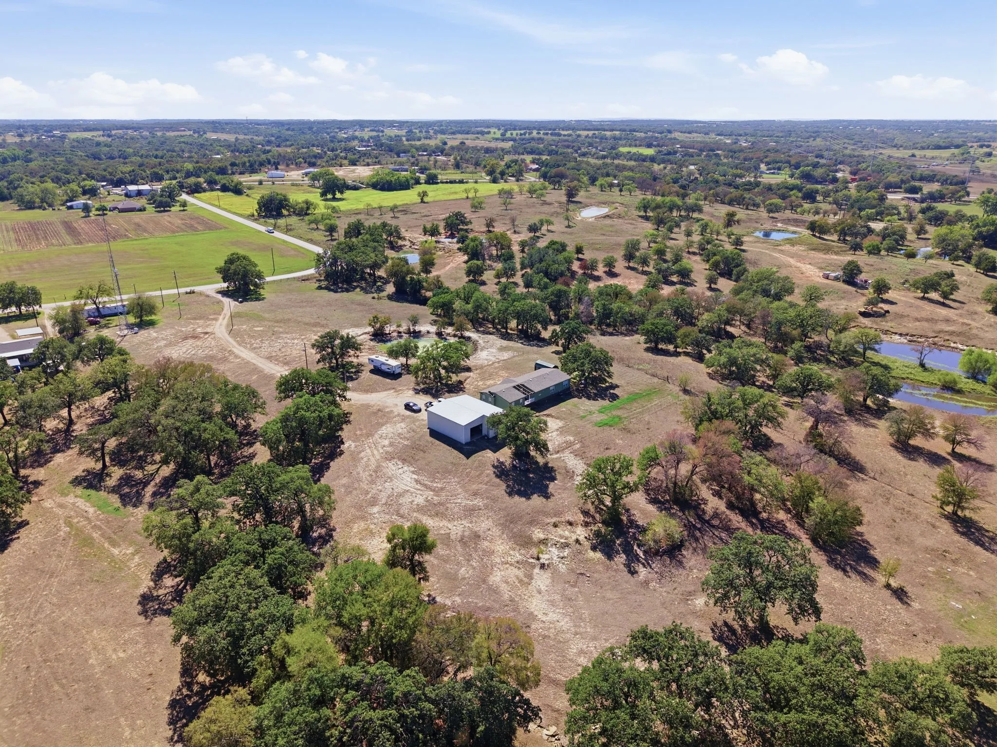Mobile Home For Sale in Wise County , 664 County Road 4756, Boyd, Texas 76023, 4 Bedroom, 2 Bathroom, Garage spaces, 2,380 Sqft, built in 2015, mls#21402867, Real Estate Agent in Boyd, Homes For Sale in Wise county, Homes For Sale in Boyd, Realtor in Boyd Texas, Real Estate Brokerage Independent Realty Texas, Luminita Cordes Realtor