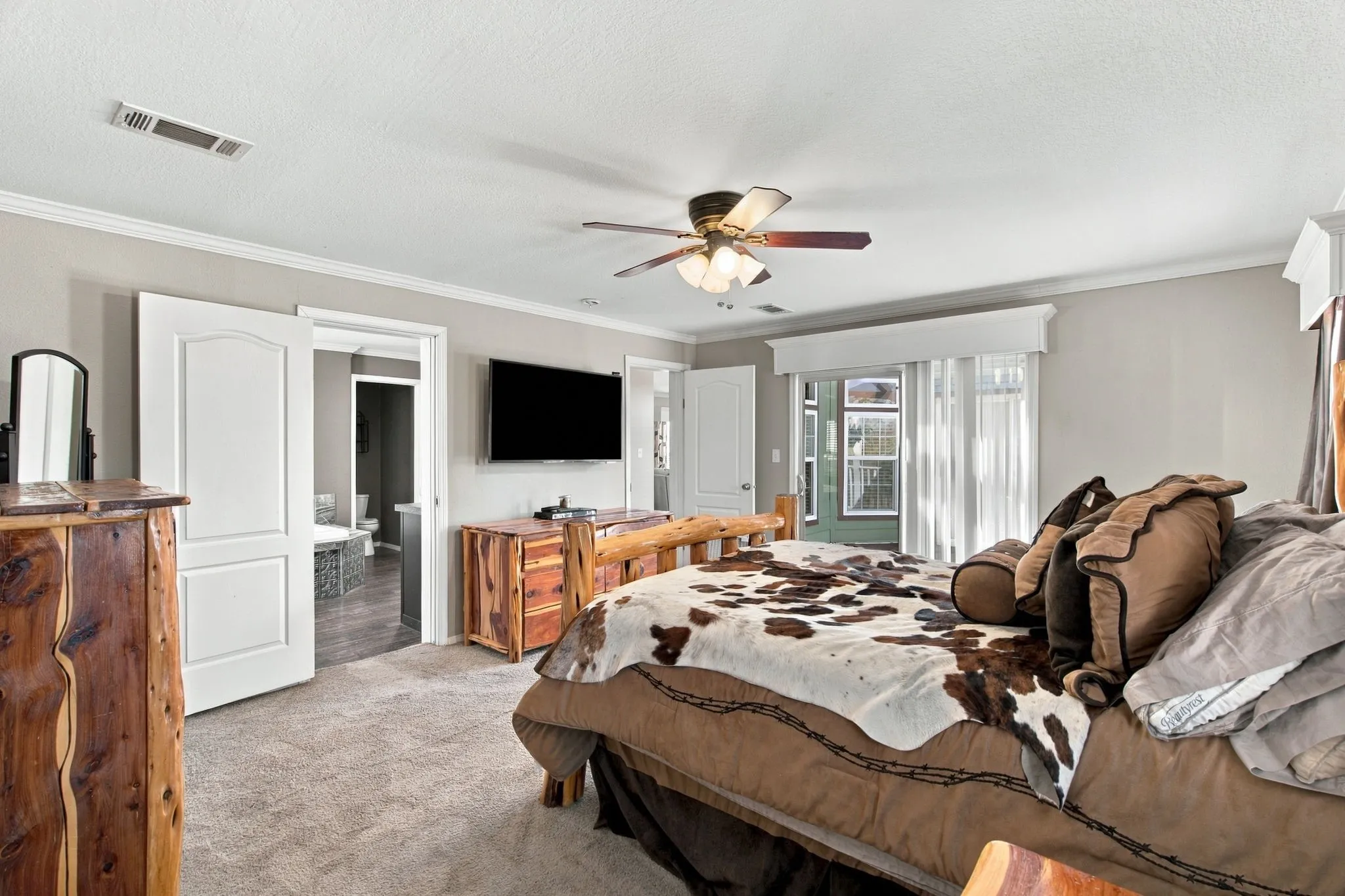 Mobile Home For Sale in Wise County , 664 County Road 4756, Boyd, Texas 76023, 4 Bedroom, 2 Bathroom, Garage spaces, 2,380 Sqft, built in 2015, mls#21402867, Real Estate Agent in Boyd, Homes For Sale in Wise county, Homes For Sale in Boyd, Realtor in Boyd Texas, Real Estate Brokerage Independent Realty Texas, Luminita Cordes Realtor
