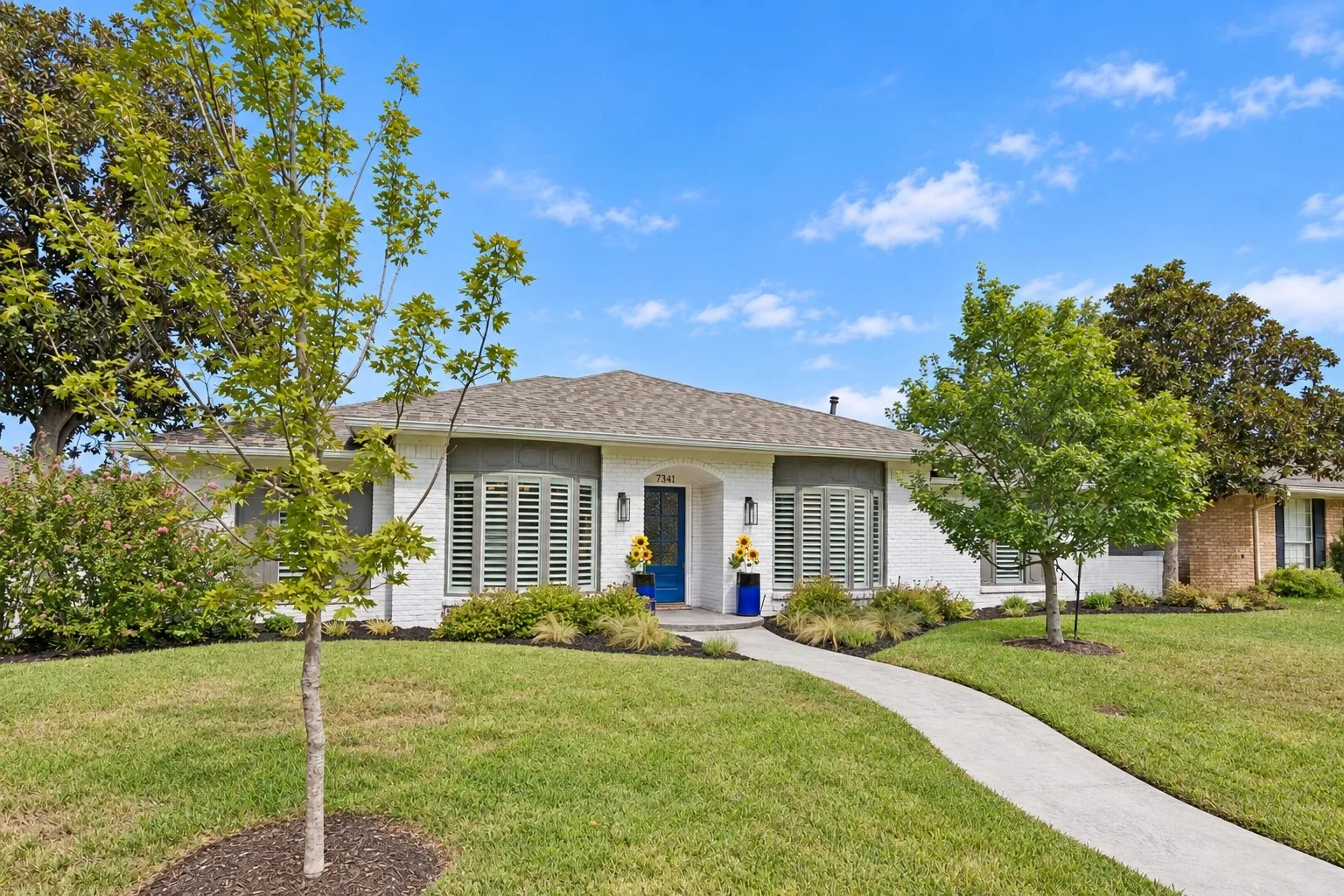 Single Family Residence For Sale in Dallas County , 7341 La Sobrina Drive, Dallas, Texas 75248, 4 Bedroom, 4 Bathroom, 2 Garage spaces, 3,396 Sqft, built in 1971, mls#21403855, Real Estate Agent in Dallas, Homes For Sale in Dallas county, Homes For Sale in Dallas, Realtor in Dallas Texas, Real Estate Brokerage Independent Realty Texas, Luminita Cordes Realtor
