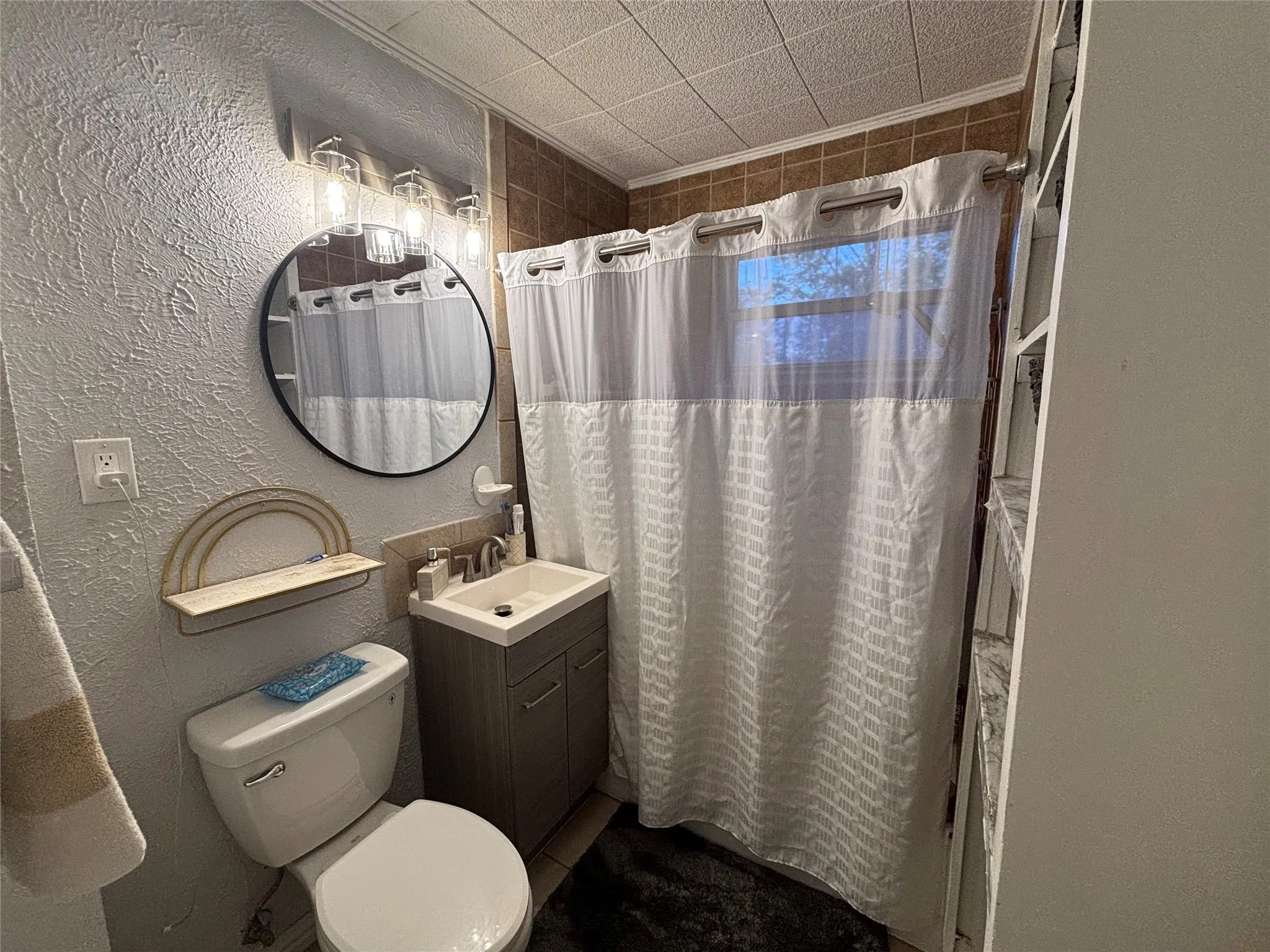 Full Bath