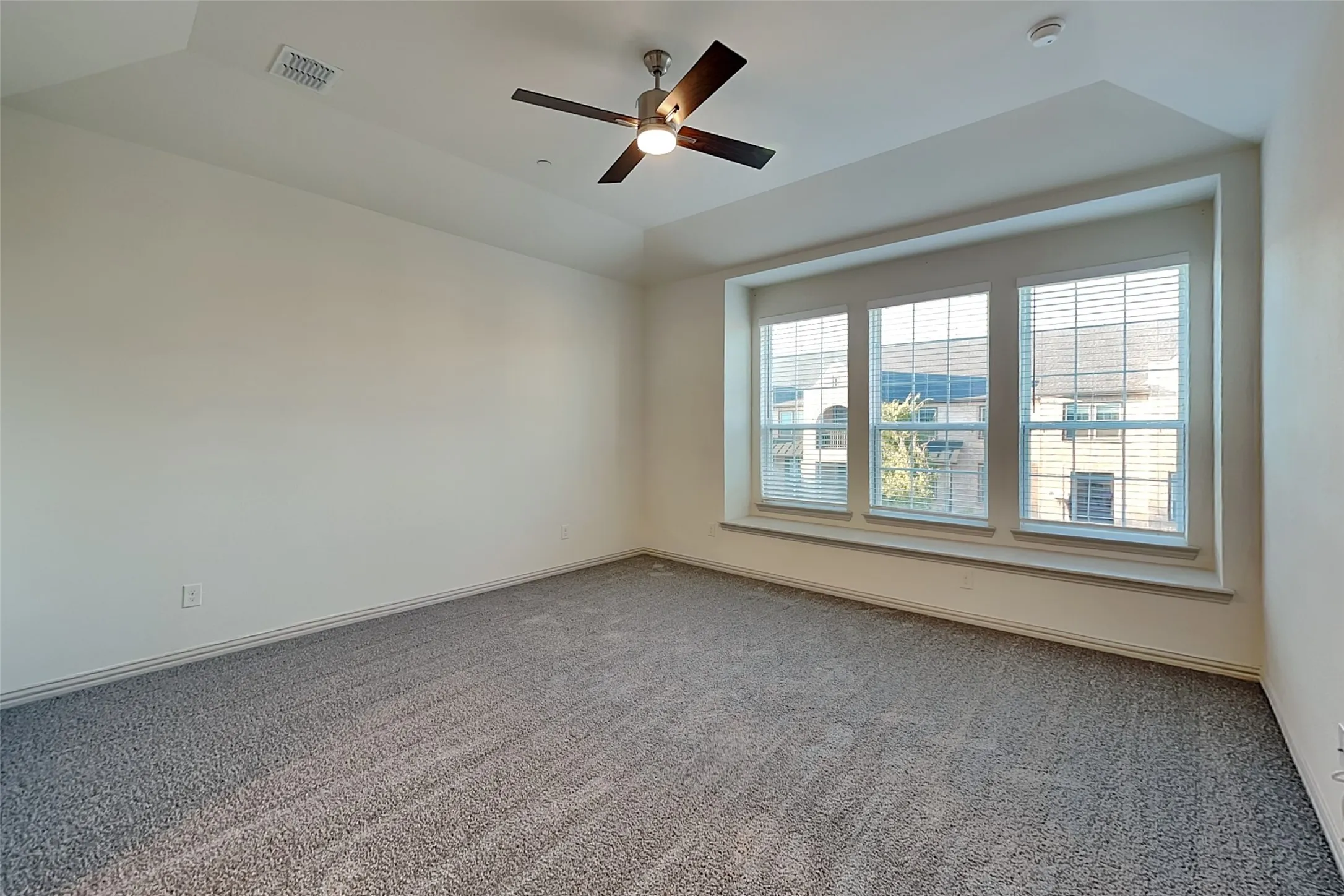 Single Family Residence For Rent in Denton County , 3693 Dutchess Drive, Frisco, Texas 75034, 3 Bedroom, 3 Bathroom, 2 Garage spaces, 2,259 Sqft, built in 2021, mls#21407679, Real Estate Agent in Frisco, Homes For Rent in Denton county, Homes For Rent in Frisco, Realtor in Frisco Texas, Real Estate Brokerage Independent Realty Texas, Luminita Cordes Realtor