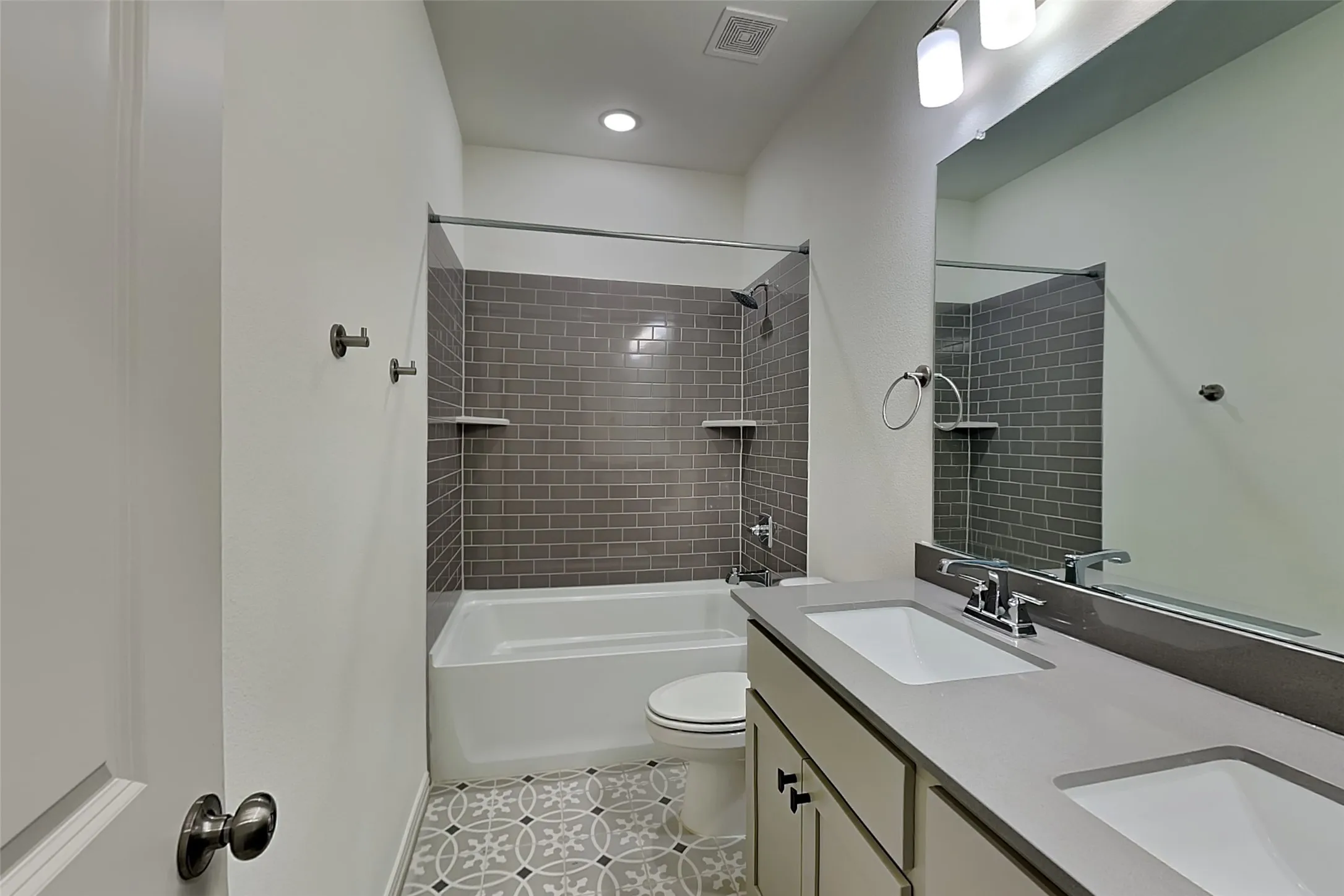 Single Family Residence For Rent in Denton County , 3693 Dutchess Drive, Frisco, Texas 75034, 3 Bedroom, 3 Bathroom, 2 Garage spaces, 2,259 Sqft, built in 2021, mls#21407679, Real Estate Agent in Frisco, Homes For Rent in Denton county, Homes For Rent in Frisco, Realtor in Frisco Texas, Real Estate Brokerage Independent Realty Texas, Luminita Cordes Realtor