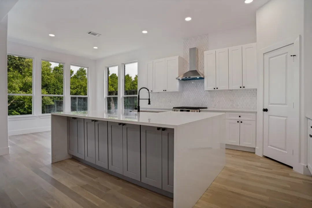 Single Family Residence For Sale