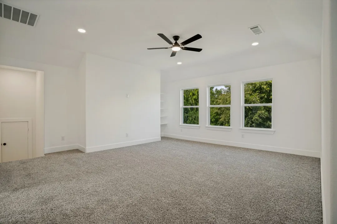 Single Family Residence For Sale in Collin County , 2845 Laurel Oak Drive, Mc Kinney, Texas 75071, 5 Bedroom, 3 Bathroom, 2 Garage spaces, 3,079 Sqft, built in 2007, mls#21399603, Real Estate Agent in Mc Kinney, Homes For Sale in Collin county, Homes For Sale in Mc Kinney, Realtor in Mc Kinney Texas, Real Estate Brokerage Independent Realty Texas, Luminita Cordes Realtor