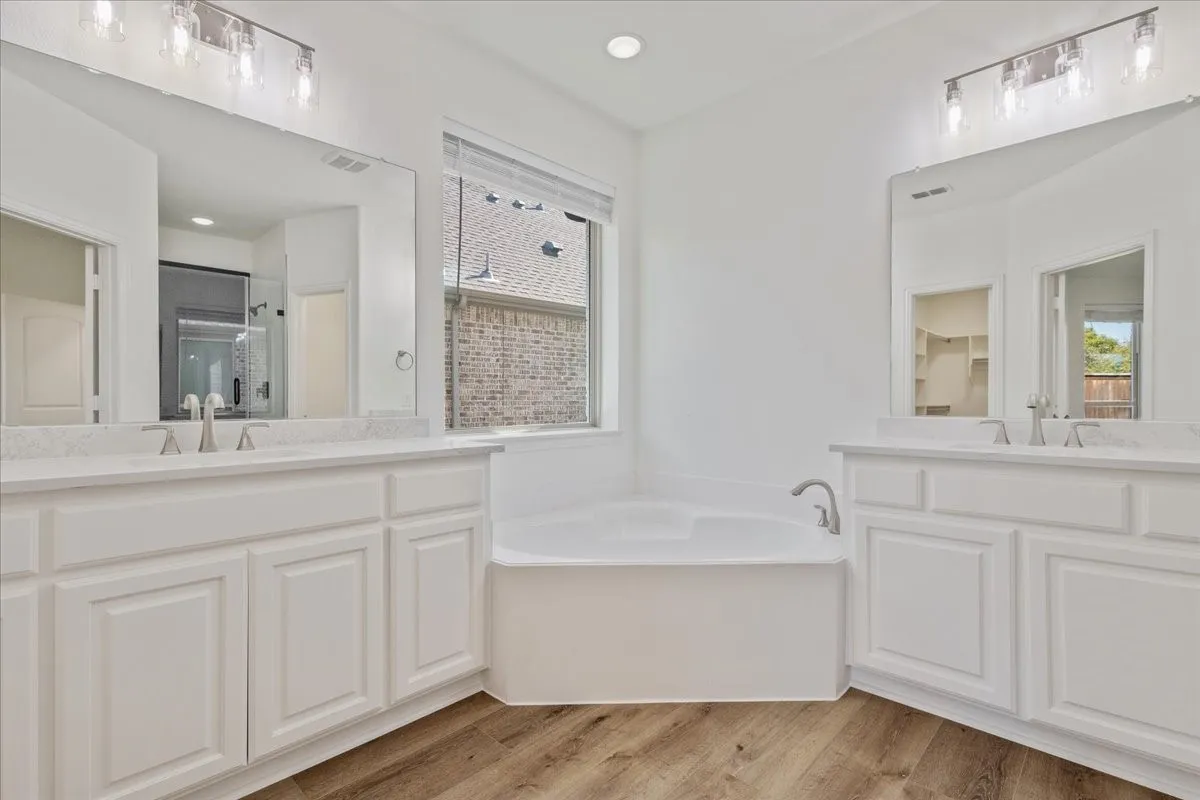 Single Family Residence For Rent in Collin County , 3621 Wagonwheel Way, Celina, Texas 75009, 4 Bedroom, 4 Bathroom, 2 Garage spaces, 3,391 Sqft, built in 2014, mls#21407891, Real Estate Agent in Celina, Homes For Rent in Collin county, Homes For Rent in Celina, Realtor in Celina Texas, Real Estate Brokerage Independent Realty Texas, Luminita Cordes Realtor