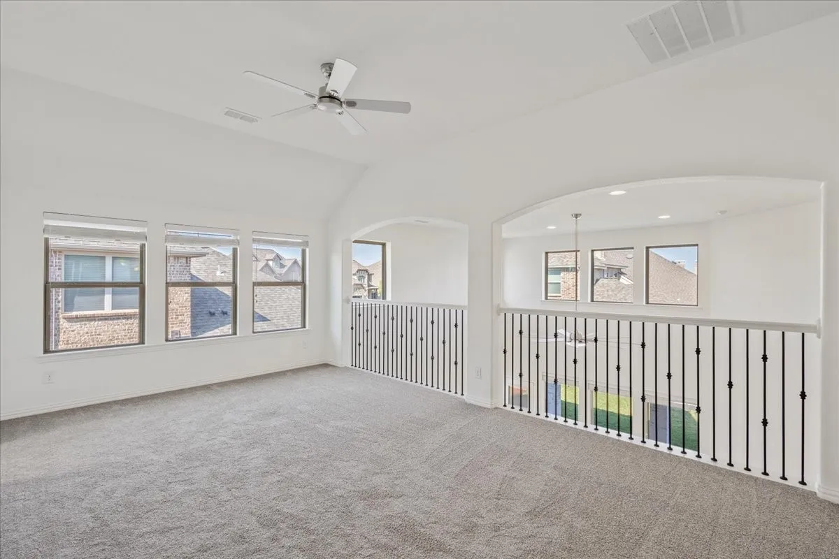 Single Family Residence For Rent in Collin County , 3621 Wagonwheel Way, Celina, Texas 75009, 4 Bedroom, 4 Bathroom, 2 Garage spaces, 3,391 Sqft, built in 2014, mls#21407891, Real Estate Agent in Celina, Homes For Rent in Collin county, Homes For Rent in Celina, Realtor in Celina Texas, Real Estate Brokerage Independent Realty Texas, Luminita Cordes Realtor