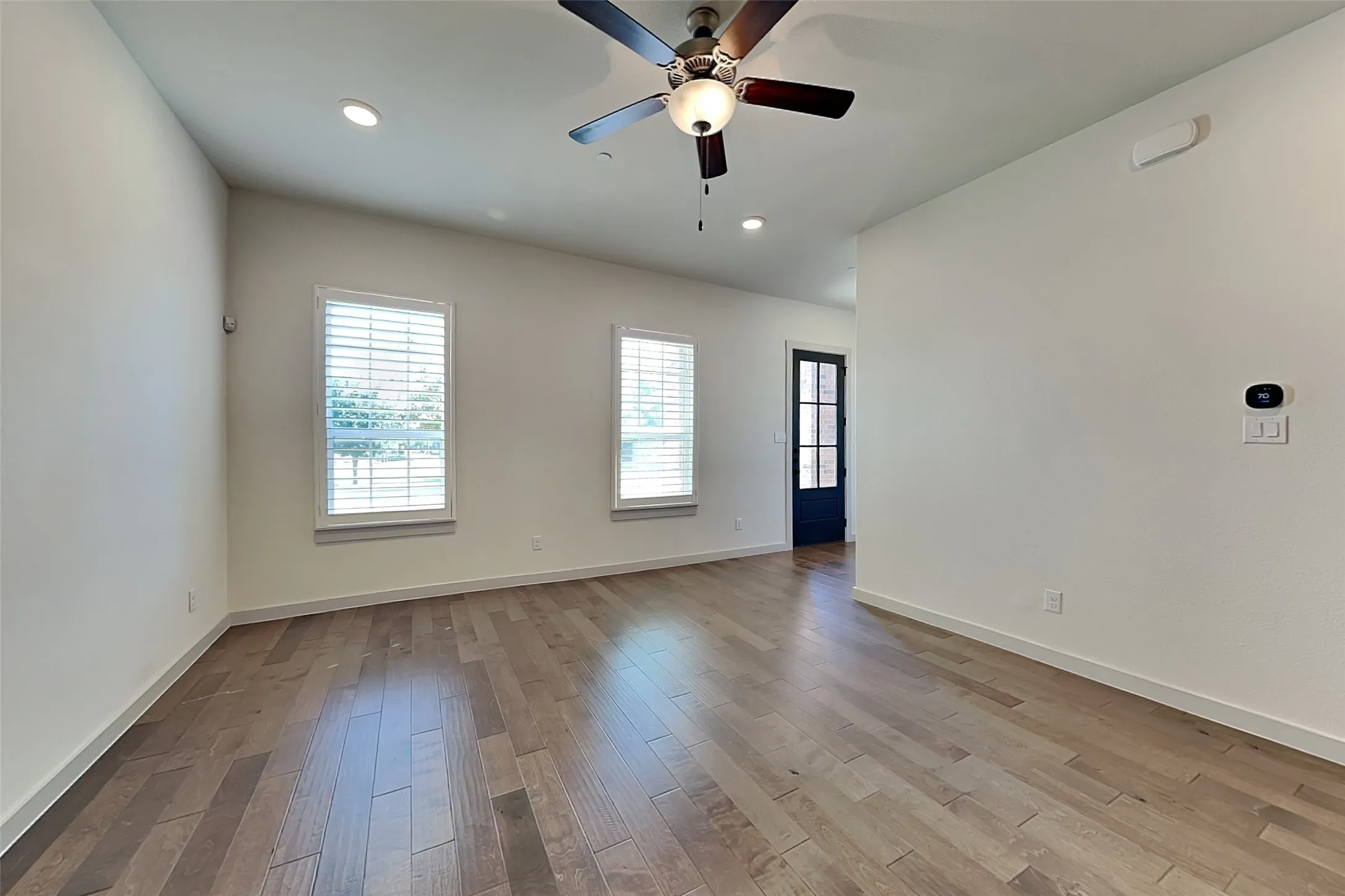 Condominium For Rent in Collin County , 7362 Sprangletop Street, Frisco, Texas 75033, 3 Bedroom, 3 Bathroom, 2 Garage spaces, 2,086 Sqft, built in 2018, mls#21407677, Real Estate Agent in Frisco, Homes For Rent in Collin county, Homes For Rent in Frisco, Realtor in Frisco Texas, Real Estate Brokerage Independent Realty Texas, Luminita Cordes Realtor