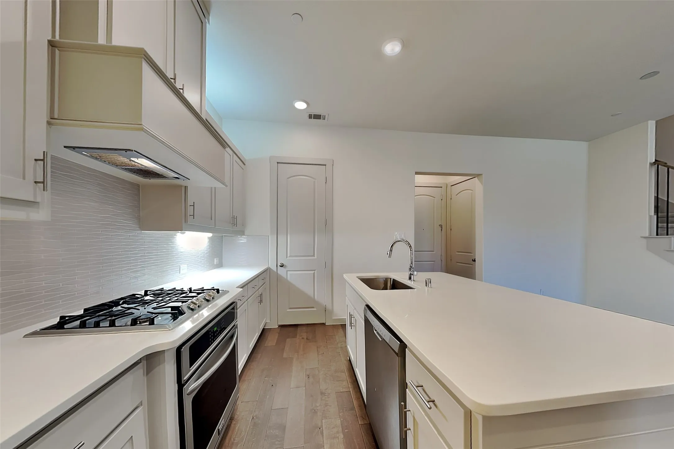 Condominium For Rent in Collin County , 7362 Sprangletop Street, Frisco, Texas 75033, 3 Bedroom, 3 Bathroom, 2 Garage spaces, 2,086 Sqft, built in 2018, mls#21407677, Real Estate Agent in Frisco, Homes For Rent in Collin county, Homes For Rent in Frisco, Realtor in Frisco Texas, Real Estate Brokerage Independent Realty Texas, Luminita Cordes Realtor