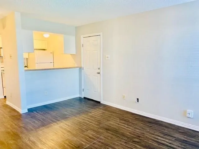 Condominium For Sale in Collin County , 7621 Mccallum Boulevard 108, Dallas, Texas 75252, 1 Bedroom, 1 Bathroom, Garage spaces, 576 Sqft, built in 1984, mls#21407906, Real Estate Agent in Dallas, Homes For Sale in Collin county, Homes For Sale in Dallas, Realtor in Dallas Texas, Real Estate Brokerage Independent Realty Texas, Luminita Cordes Realtor