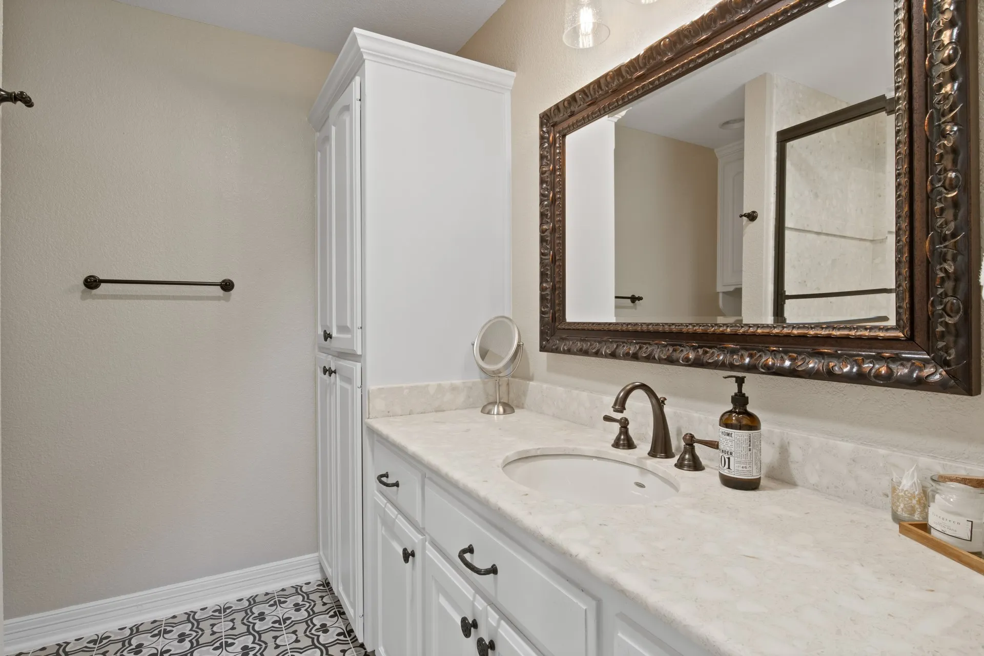 Single Family Residence For Sale in Titus County , 291 Private Road 2367, Mt Pleasant, Texas 75455, 4 Bedroom, 4 Bathroom, 2 Garage spaces, 3,662 Sqft, built in 2007, mls#21407682, Real Estate Agent in Mt Pleasant, Homes For Sale in Titus county, Homes For Sale in Mt Pleasant, Realtor in Mt Pleasant Texas, Real Estate Brokerage Independent Realty Texas, Luminita Cordes Realtor