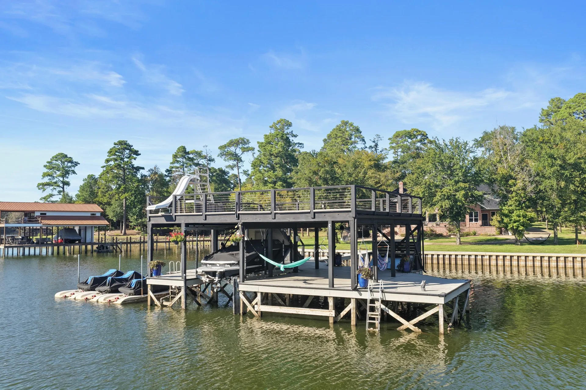 Single Family Residence For Sale in Titus County , 291 Private Road 2367, Mt Pleasant, Texas 75455, 4 Bedroom, 4 Bathroom, 2 Garage spaces, 3,662 Sqft, built in 2007, mls#21407682, Real Estate Agent in Mt Pleasant, Homes For Sale in Titus county, Homes For Sale in Mt Pleasant, Realtor in Mt Pleasant Texas, Real Estate Brokerage Independent Realty Texas, Luminita Cordes Realtor