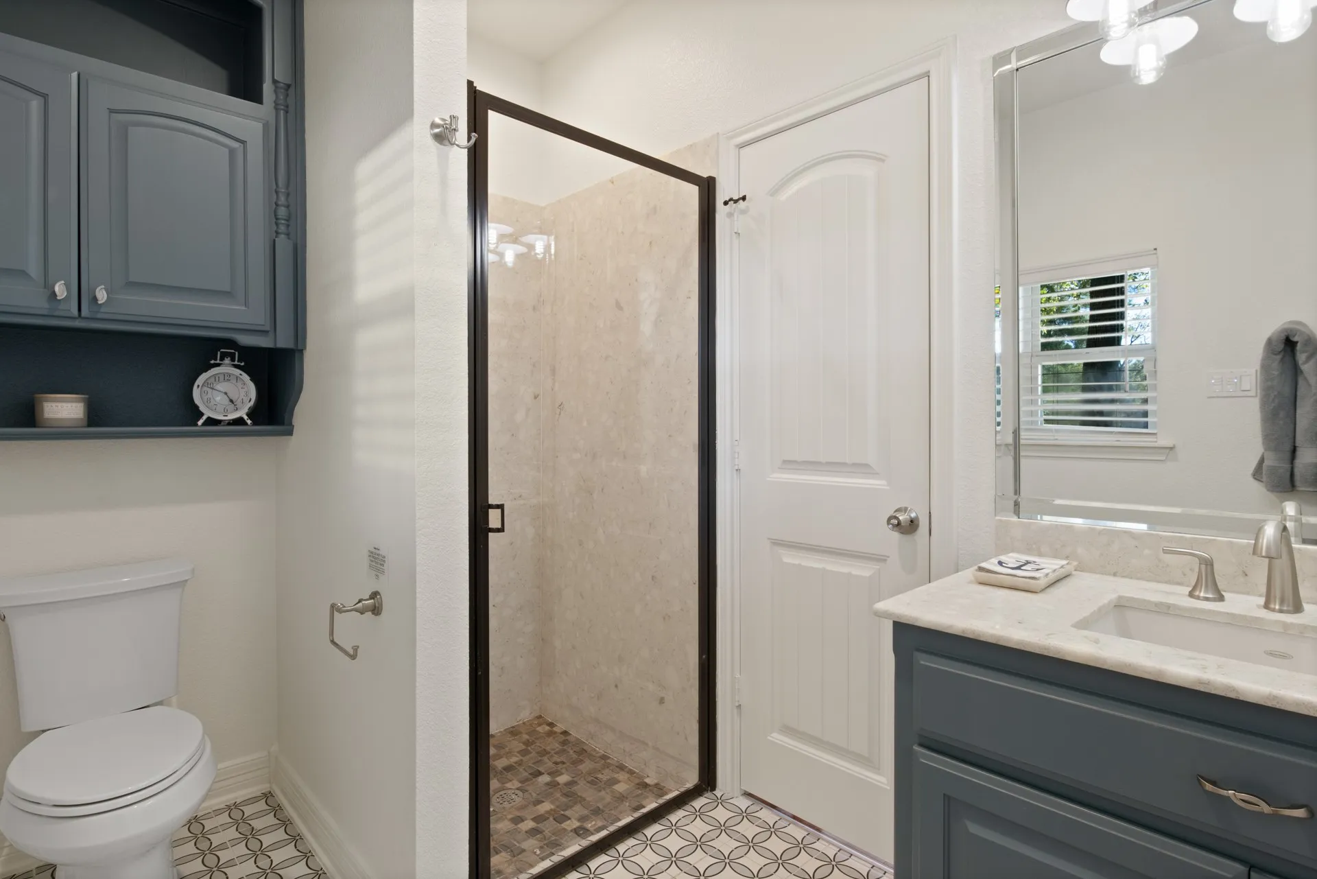 Single Family Residence For Sale in Titus County , 291 Private Road 2367, Mt Pleasant, Texas 75455, 4 Bedroom, 4 Bathroom, 2 Garage spaces, 3,662 Sqft, built in 2007, mls#21407682, Real Estate Agent in Mt Pleasant, Homes For Sale in Titus county, Homes For Sale in Mt Pleasant, Realtor in Mt Pleasant Texas, Real Estate Brokerage Independent Realty Texas, Luminita Cordes Realtor