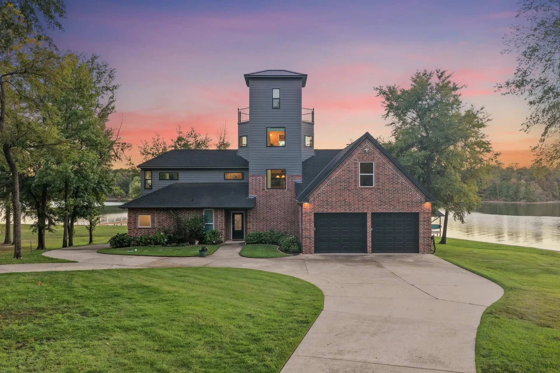 Single Family Residence For Sale