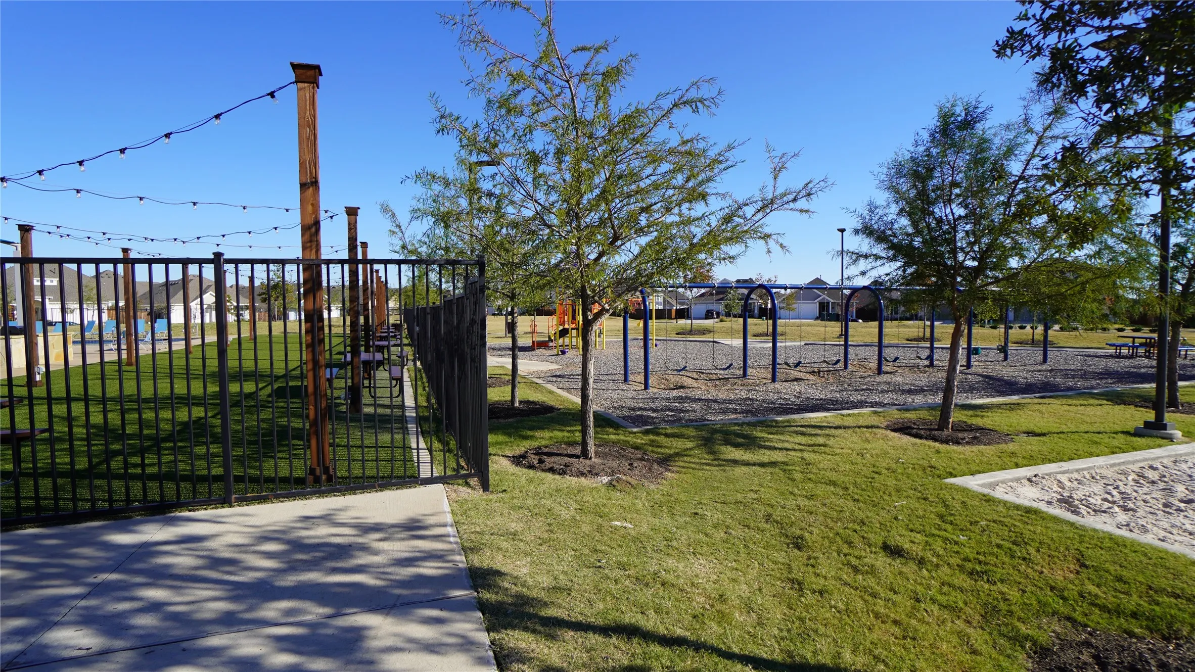 Single Family Residence For Rent in Rockwall County , 3211 Buffalo Creek Circle, Royse City, Texas 75189, 4 Bedroom, 2 Bathroom, 2 Garage spaces, 2,120 Sqft, built in 2021, mls#21407243, Real Estate Agent in Royse City, Homes For Rent in Rockwall county, Homes For Rent in Royse City, Realtor in Royse City Texas, Real Estate Brokerage Independent Realty Texas, Luminita Cordes Realtor