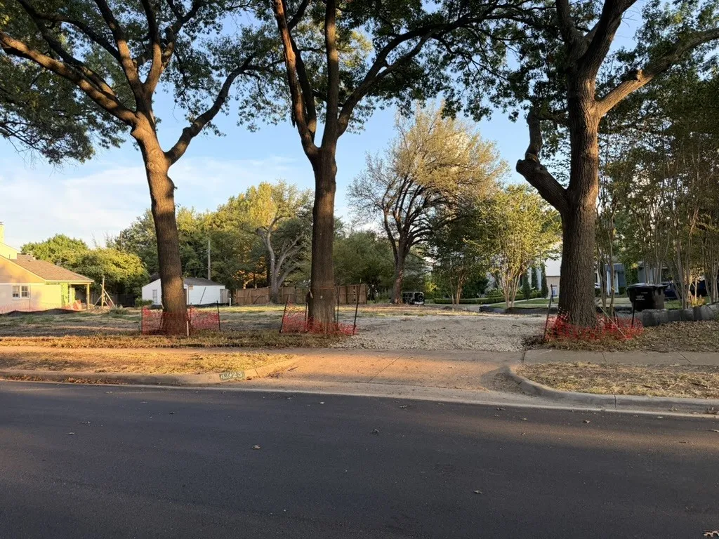 Unimproved Land For Sale in Dallas County , 4623 Arcady Avenue, Highland Park, Texas 75209, 0, 0, Garage spaces, 0 Sqft, built in 1941, mls#21407919, Real Estate Agent in Highland Park, Homes For Sale in Dallas county, Homes For Sale in Highland Park, Realtor in Highland Park Texas, Real Estate Brokerage Independent Realty Texas, Luminita Cordes Realtor