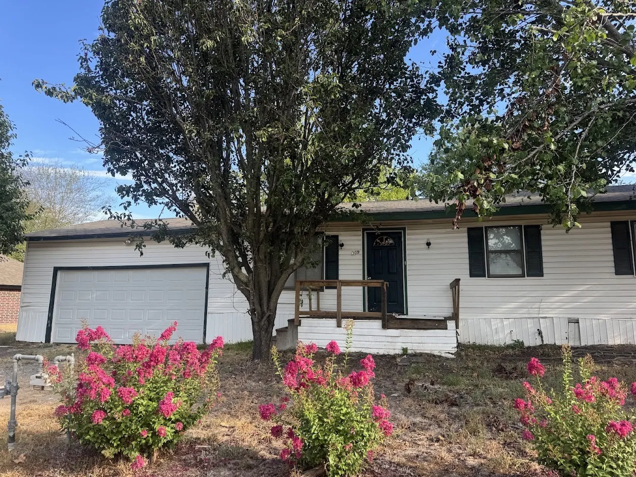 Single Family Residence For Sale