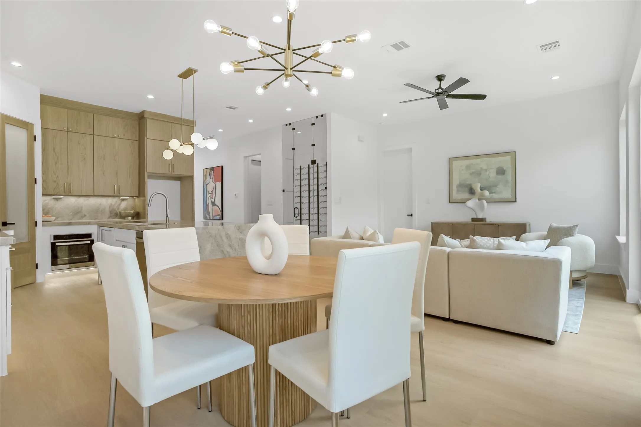 Single Family Residence For Sale in Dallas County , 3629 Vilbig Road, Dallas, Texas 75212, 4 Bedroom, 4 Bathroom, 2 Garage spaces, 3,572 Sqft, built in 2025, mls#21407929, Real Estate Agent in Dallas, Homes For Sale in Dallas county, Homes For Sale in Dallas, Realtor in Dallas Texas, Real Estate Brokerage Independent Realty Texas, Luminita Cordes Realtor